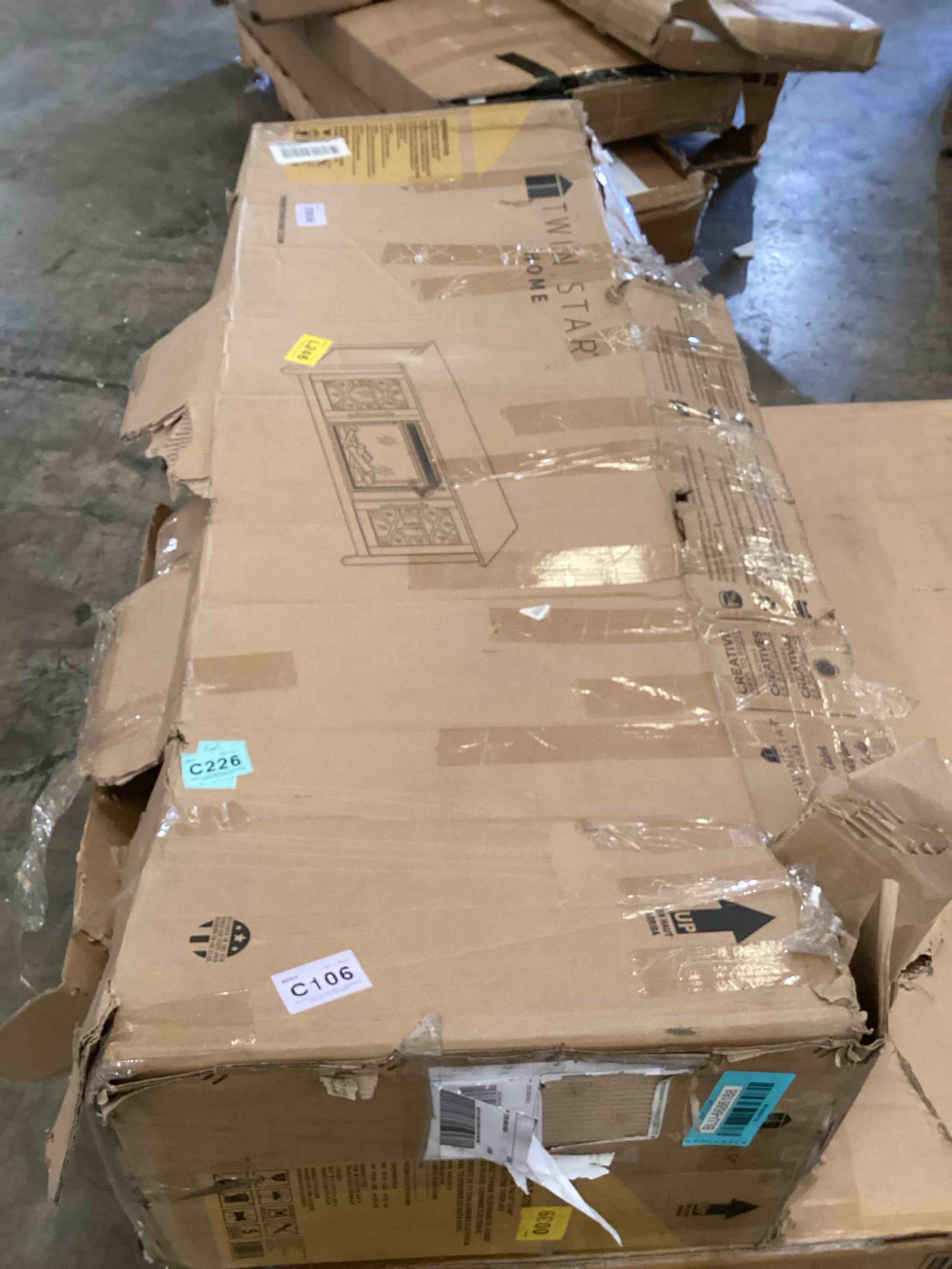 https://s3.amazonaws.com/lotting-images-prod/bidfta/BLU6686188_1727718213389.jpeg