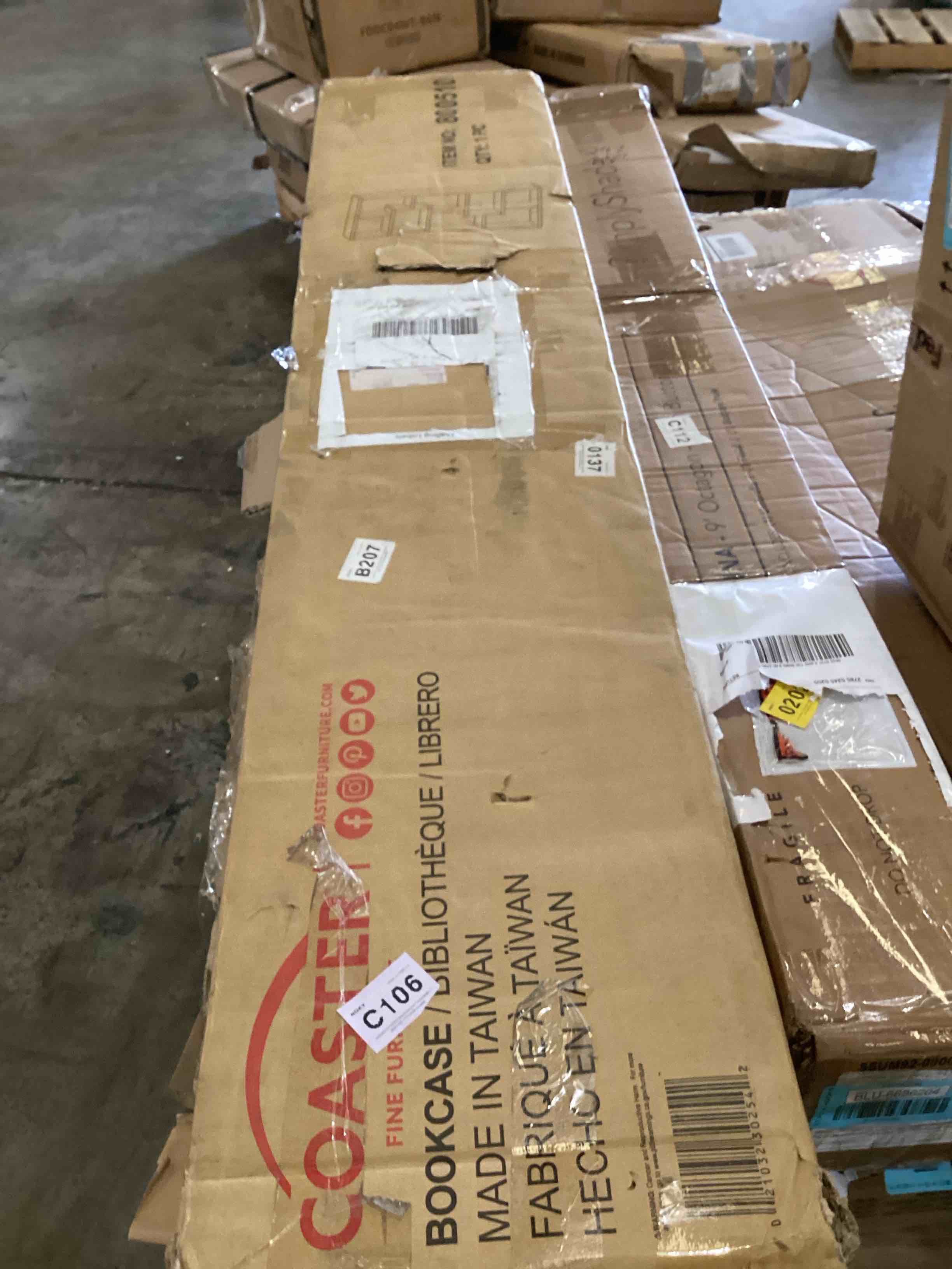https://s3.amazonaws.com/lotting-images-prod/bidfta/BLU6686203_1727721289741.jpeg