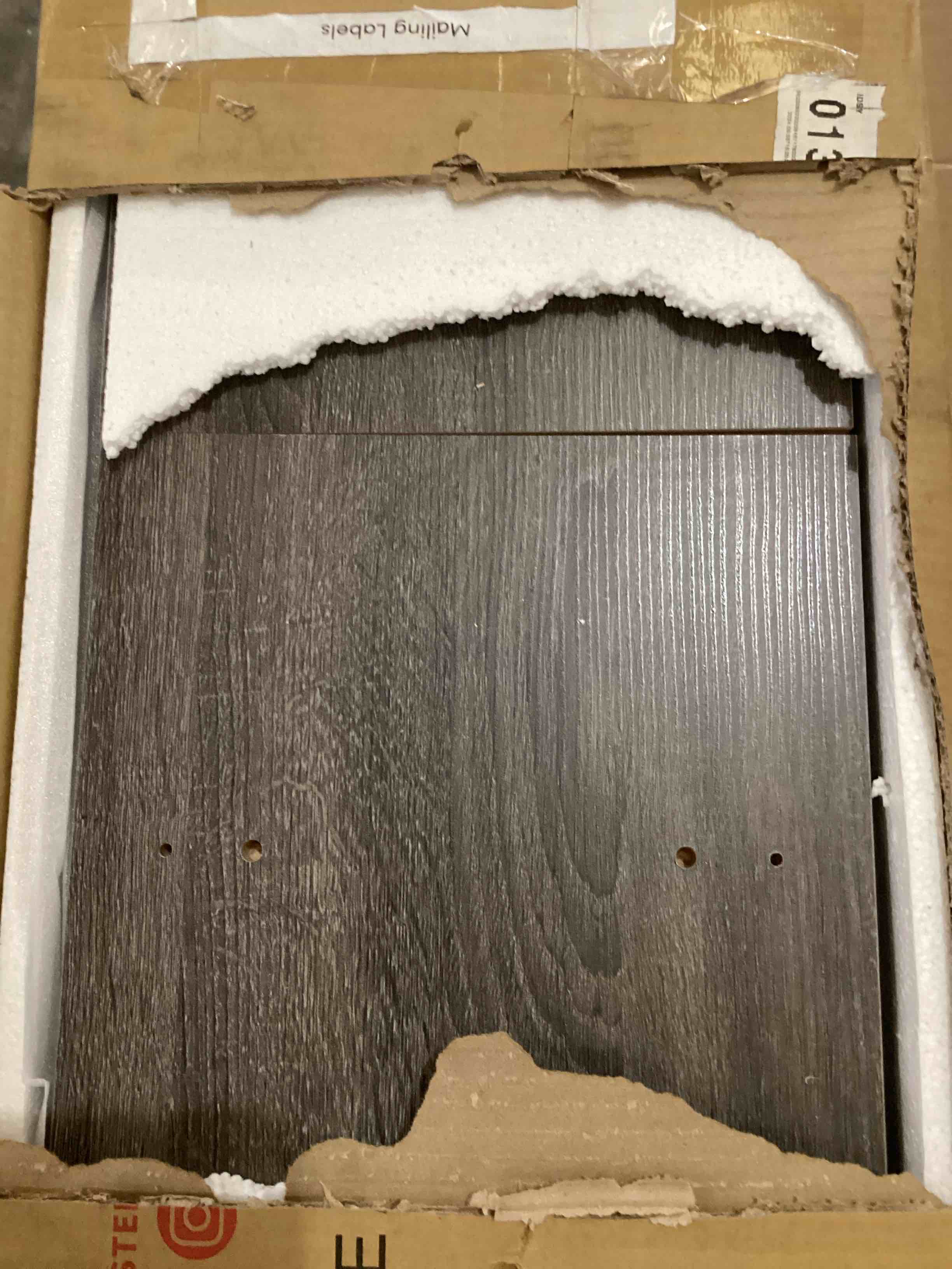 https://s3.amazonaws.com/lotting-images-prod/bidfta/BLU6686203_1727721320398.jpeg