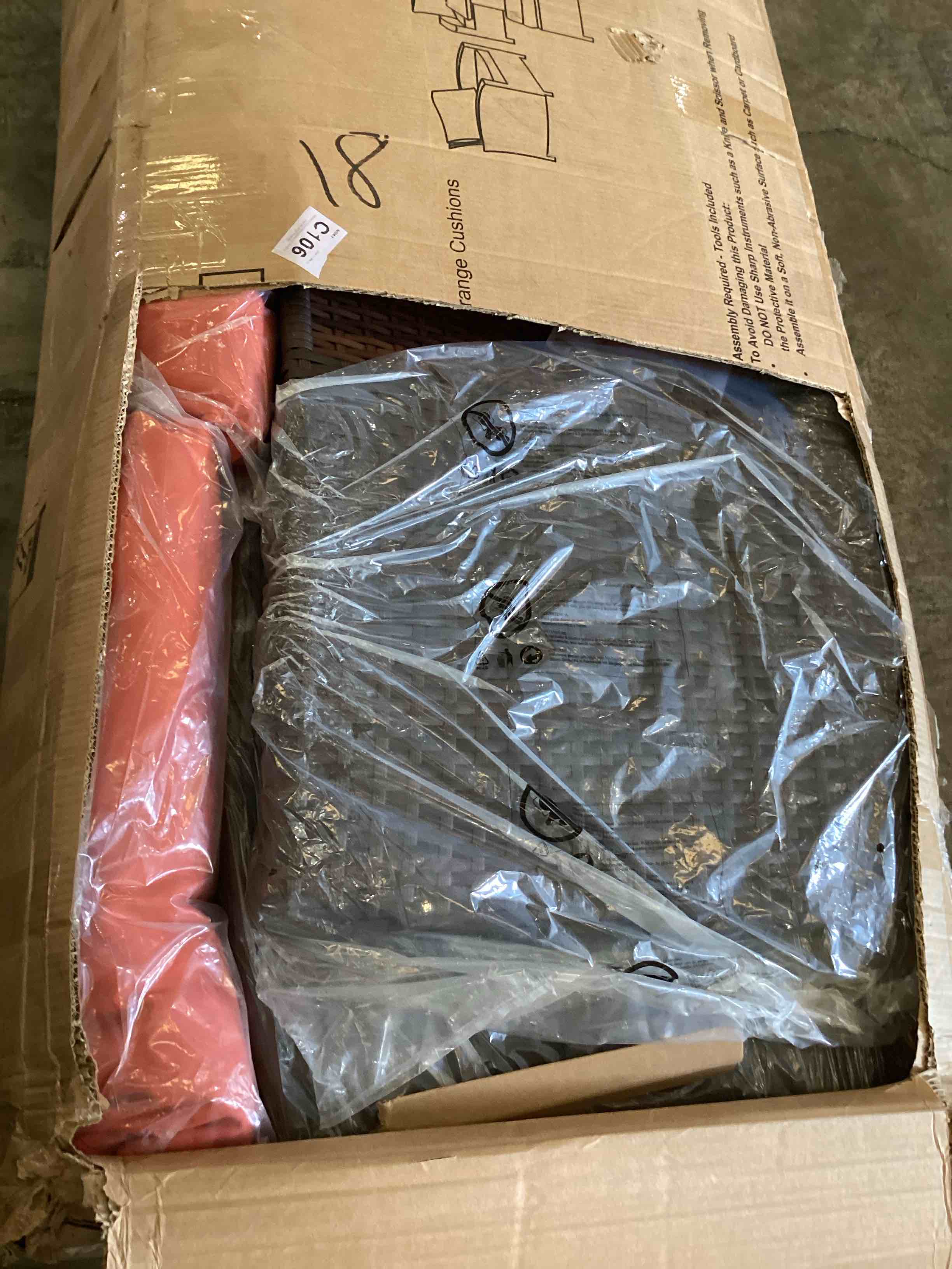 https://s3.amazonaws.com/lotting-images-prod/bidfta/BLU6686309_1727882166789.jpeg