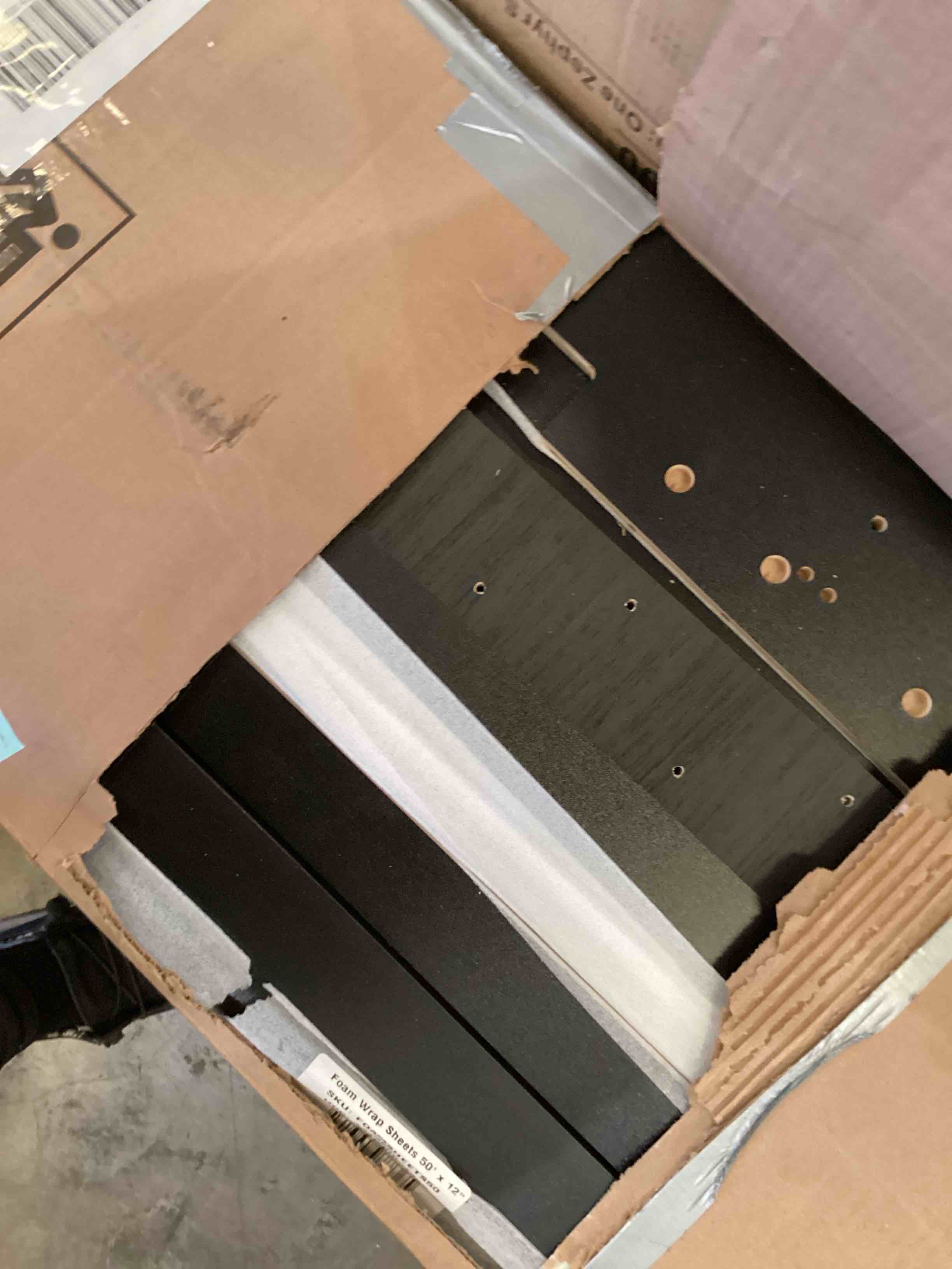 https://s3.amazonaws.com/lotting-images-prod/bidfta/BLU6686372_1728319926069.jpeg