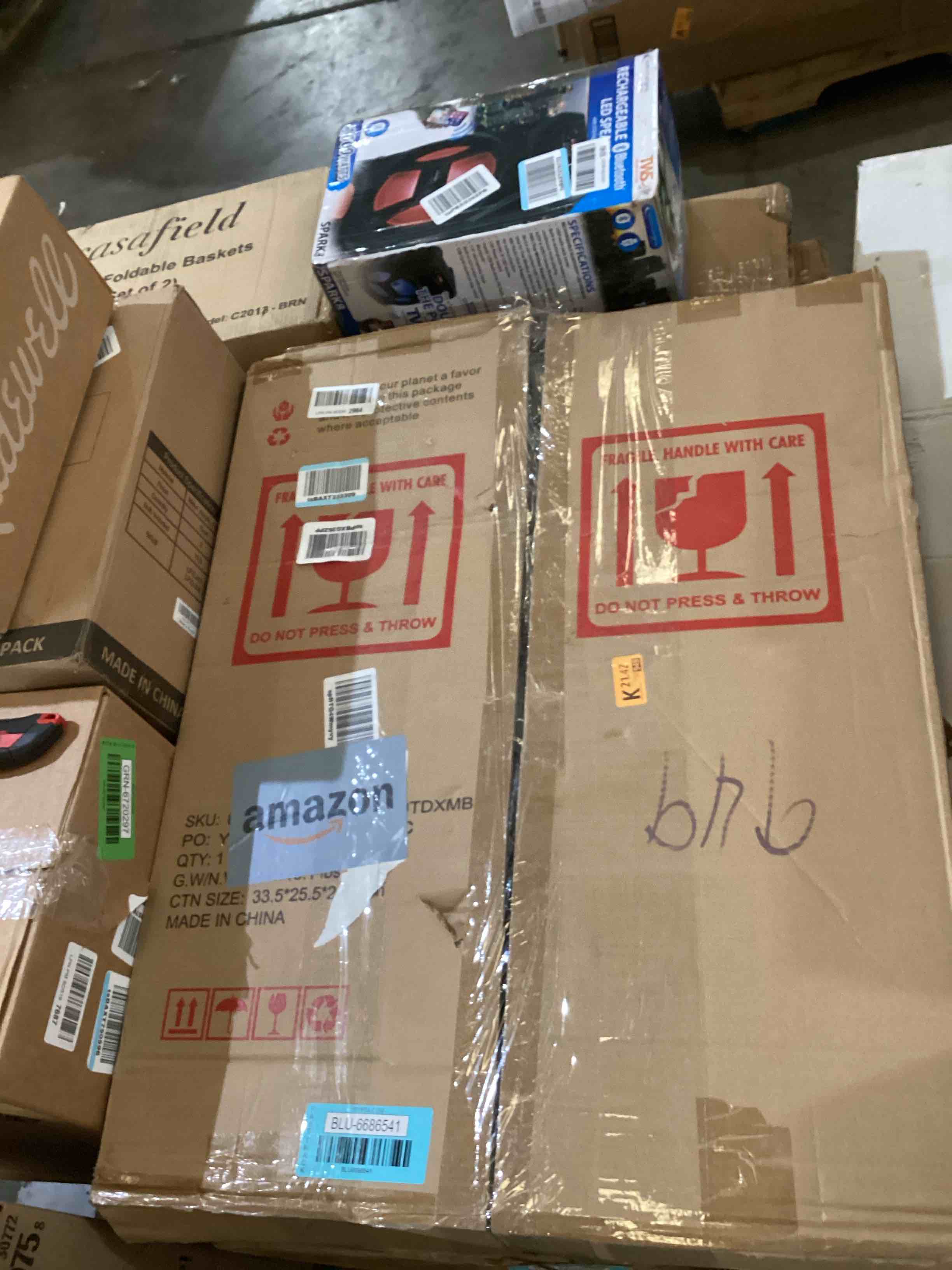 https://s3.amazonaws.com/lotting-images-prod/bidfta/BLU6686541_1728918965823.jpeg