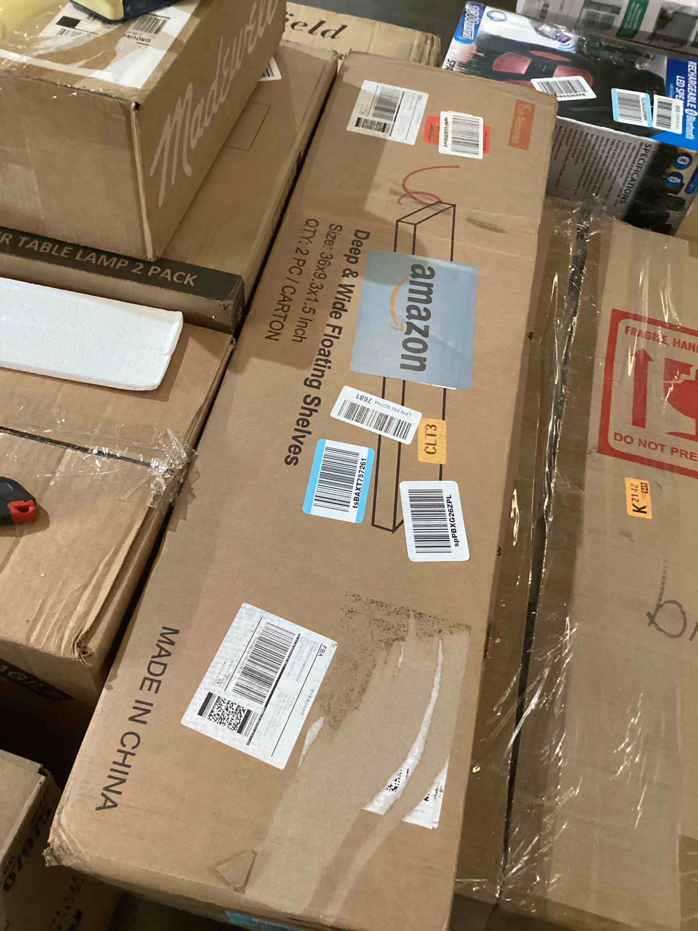 https://s3.amazonaws.com/lotting-images-prod/bidfta/BLU6686550_1728919043236.jpeg