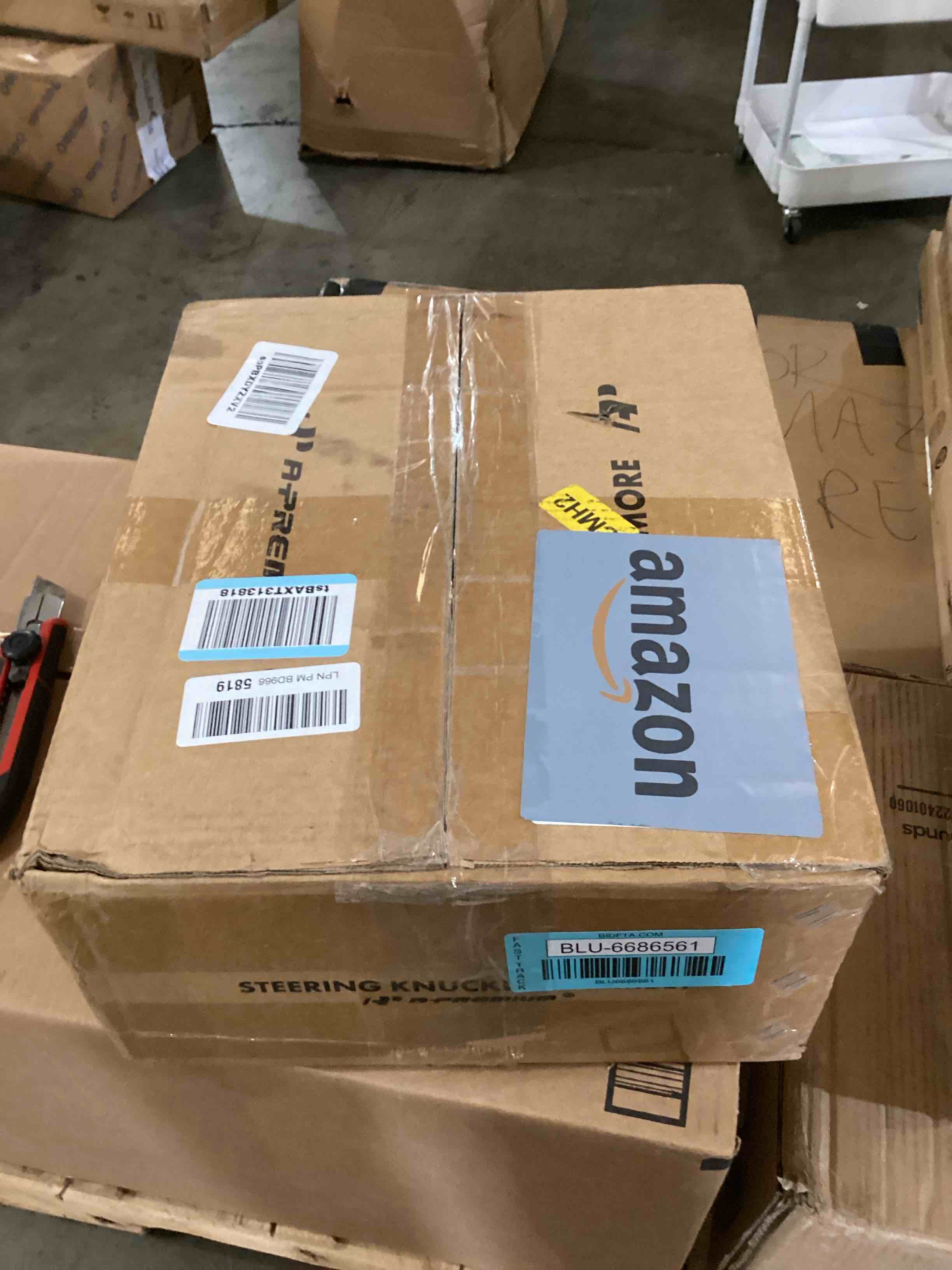 https://s3.amazonaws.com/lotting-images-prod/bidfta/BLU6686561_1728921040319.jpeg