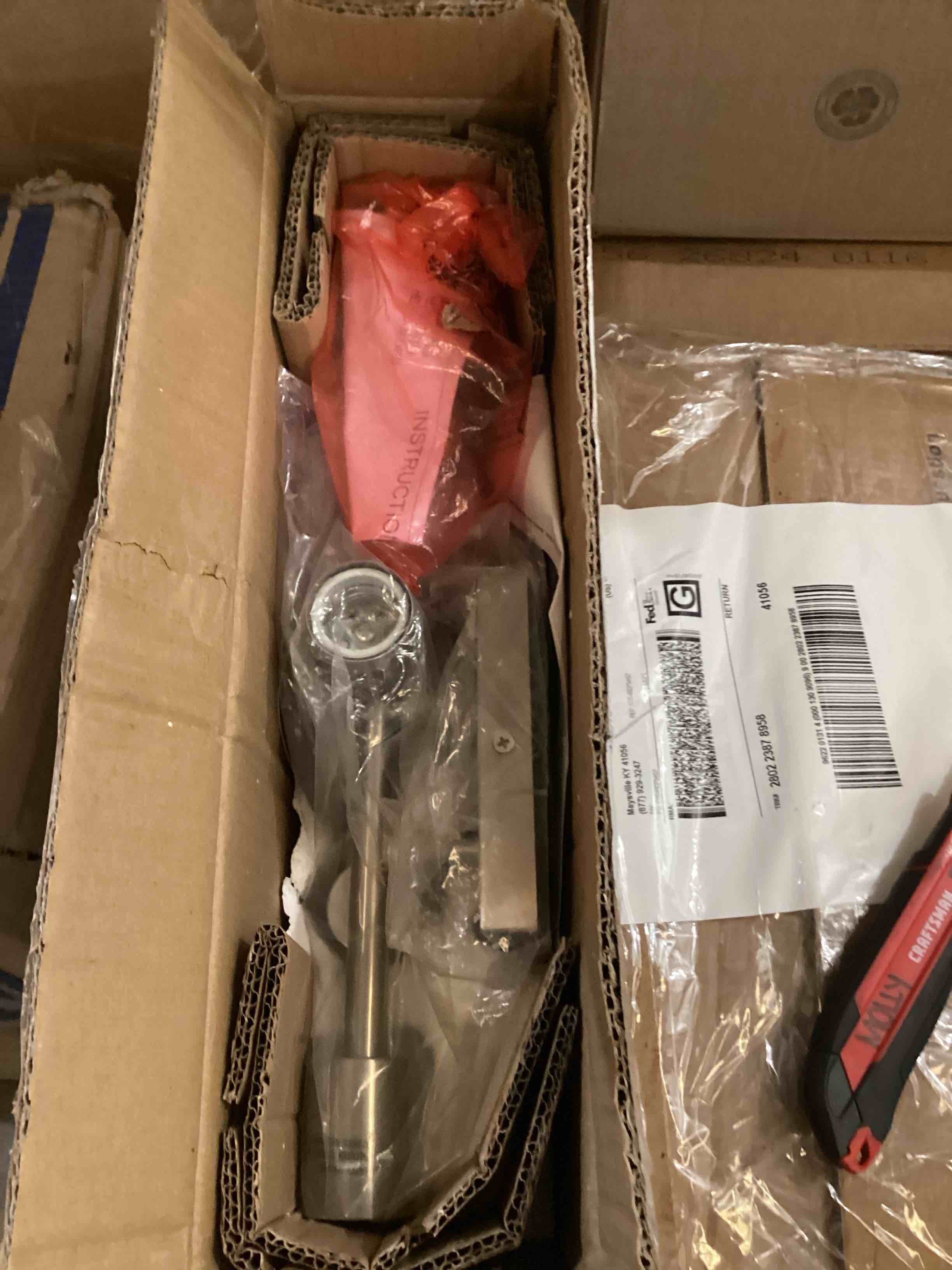 https://s3.amazonaws.com/lotting-images-prod/bidfta/BLU6686952_1730129200419.jpeg