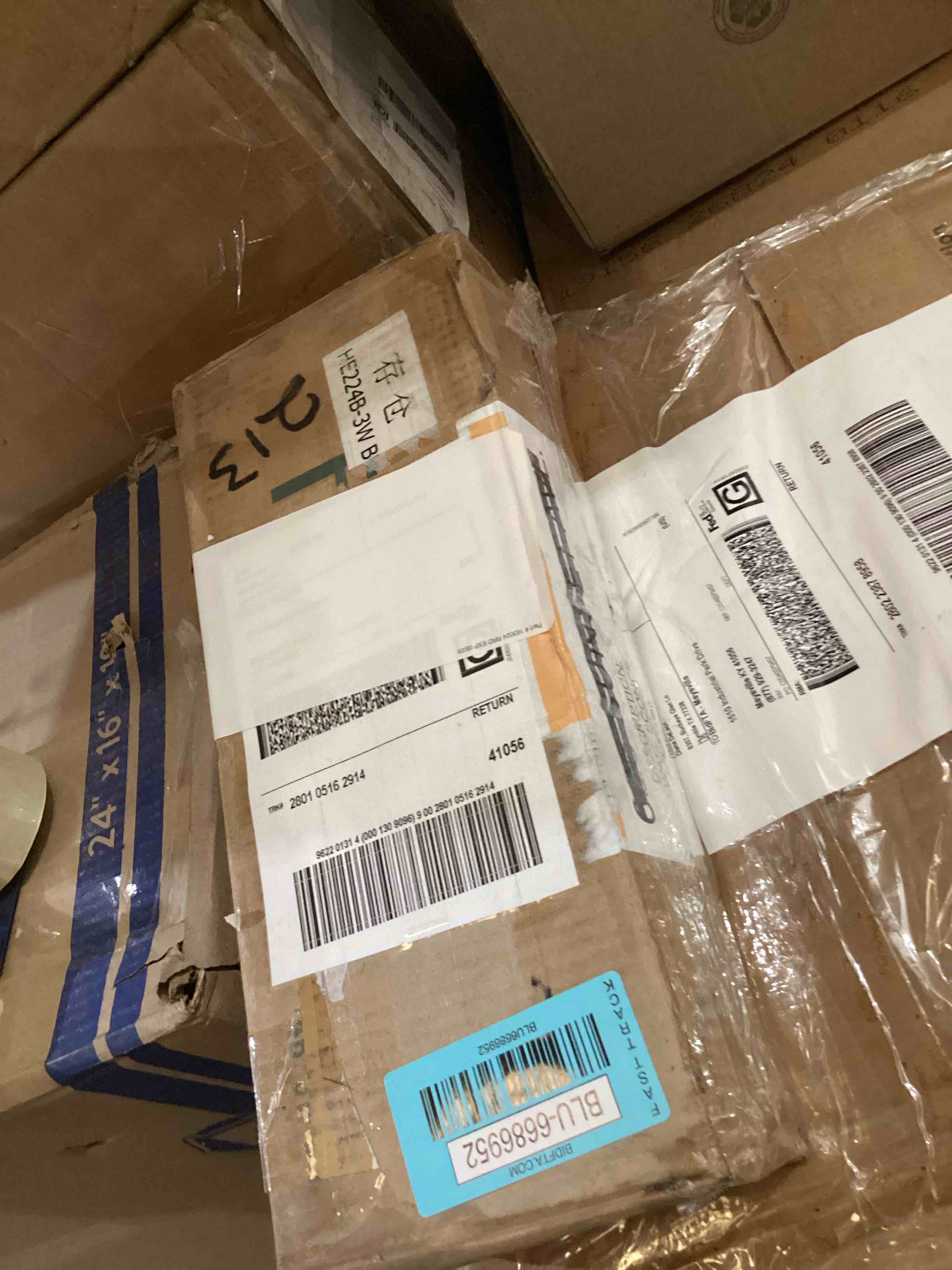 https://s3.amazonaws.com/lotting-images-prod/bidfta/BLU6686952_1730129219080.jpeg