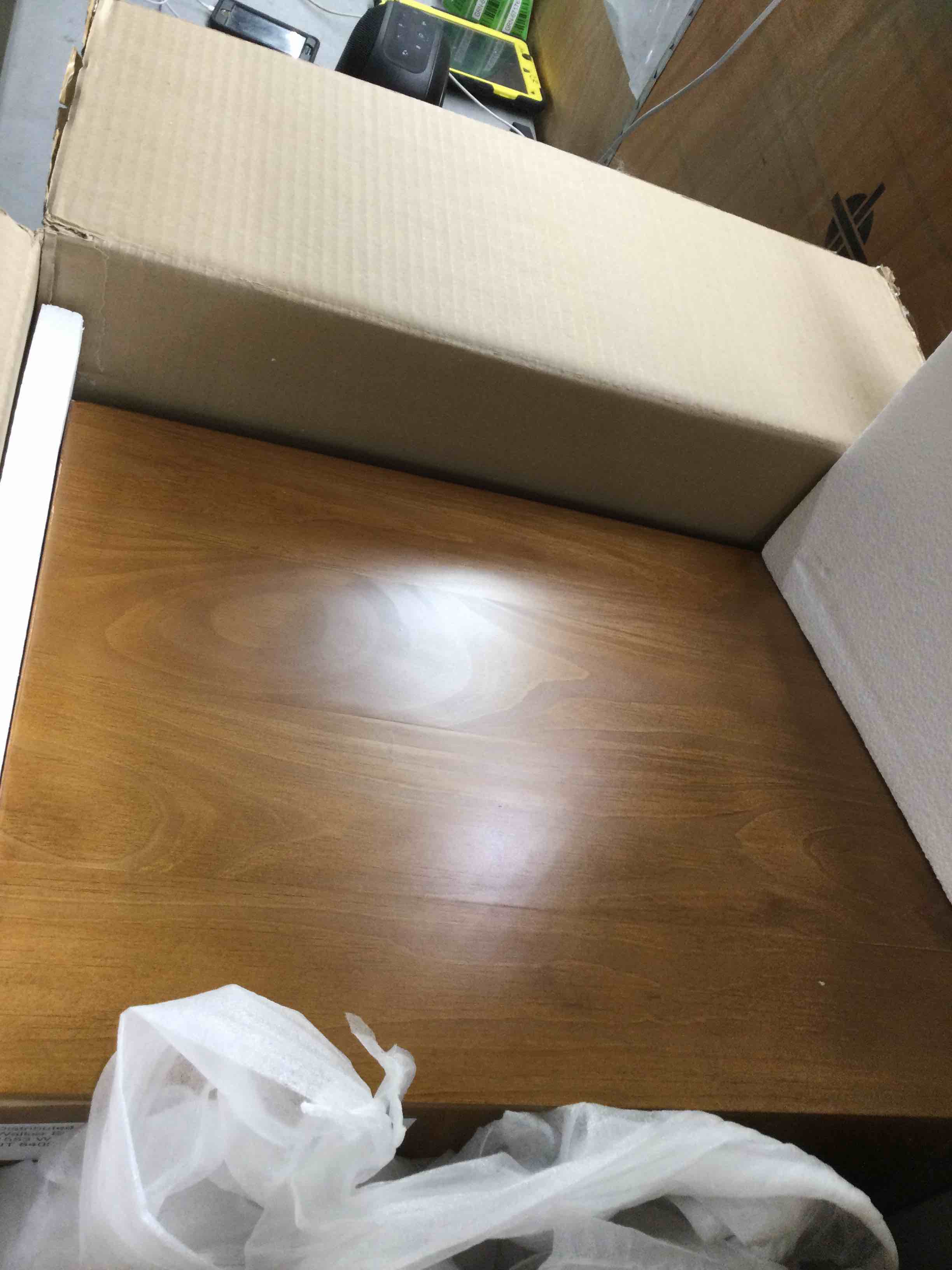 https://s3.amazonaws.com/lotting-images-prod/bidfta/BLU6687960_1722437146363.jpeg