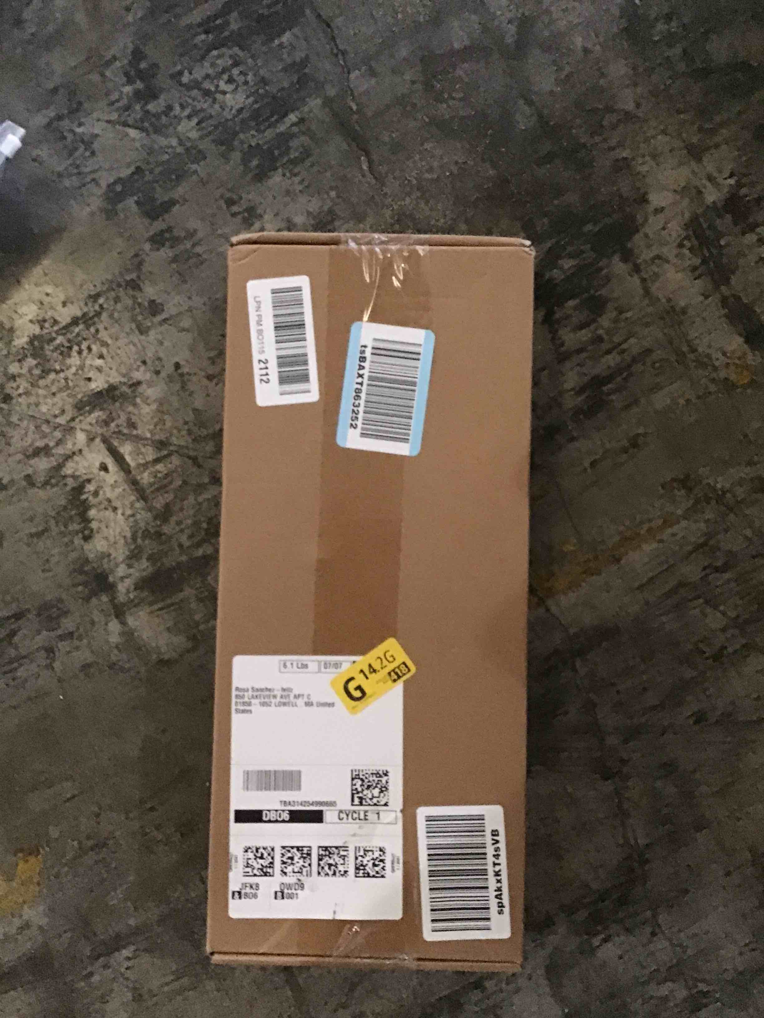 https://s3.amazonaws.com/lotting-images-prod/bidfta/BLU6688249_1723034857661.jpeg