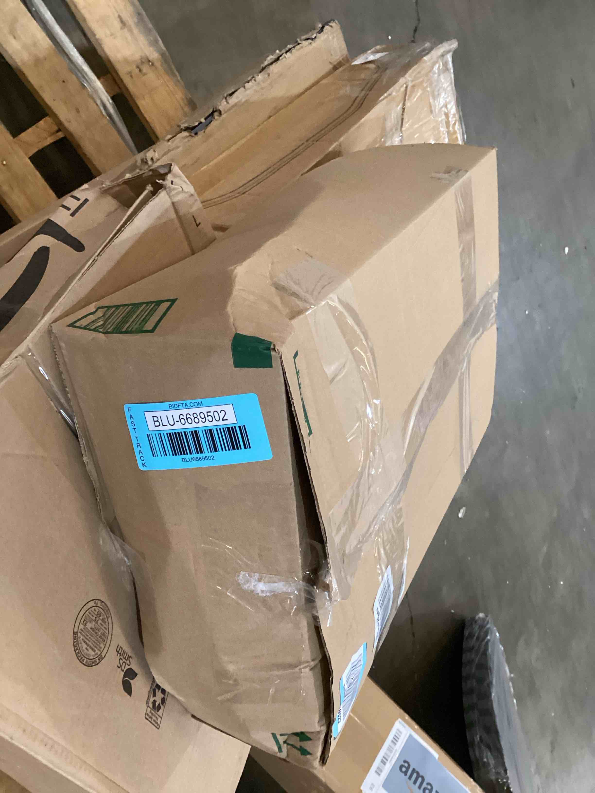 https://s3.amazonaws.com/lotting-images-prod/bidfta/BLU6689502_1728586955296.jpeg
