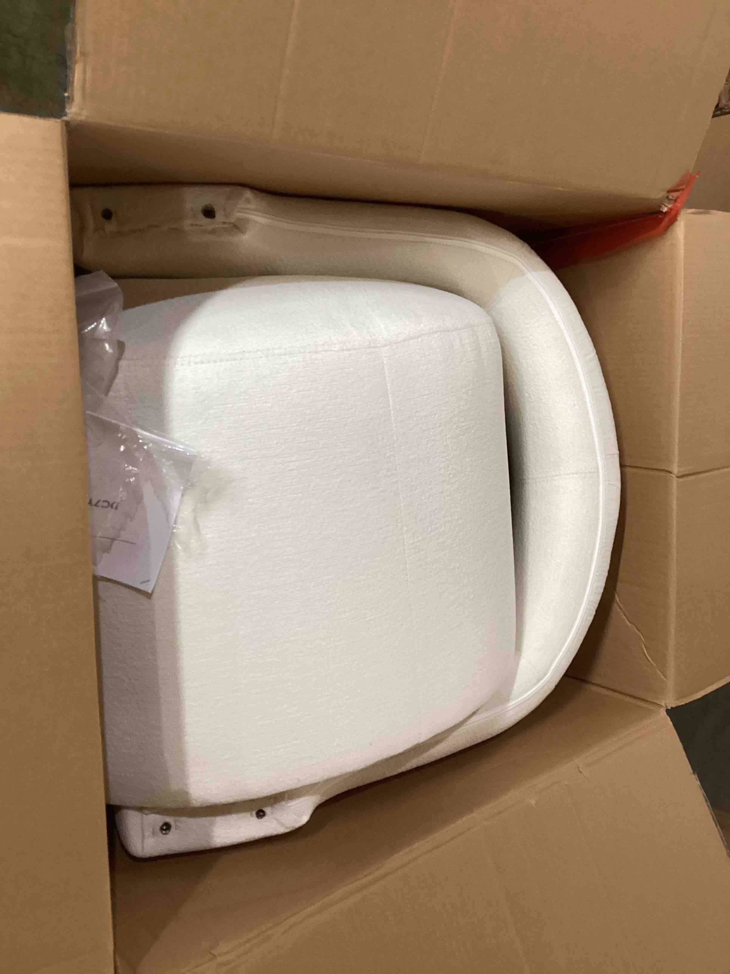 https://s3.amazonaws.com/lotting-images-prod/bidfta/BLU6690324_1730213913594.jpeg