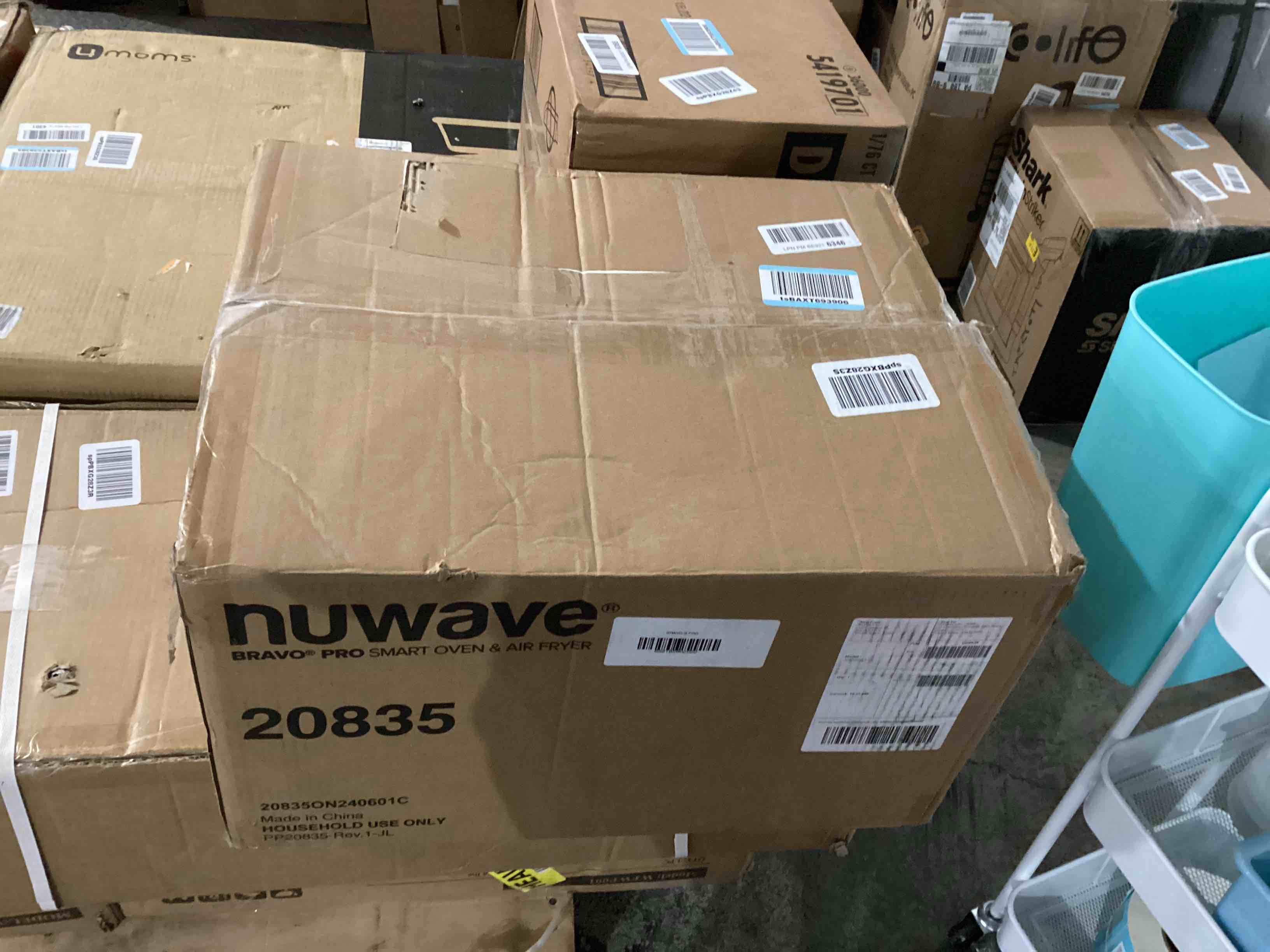 https://s3.amazonaws.com/lotting-images-prod/bidfta/BLU6691037_1730909231385.jpeg