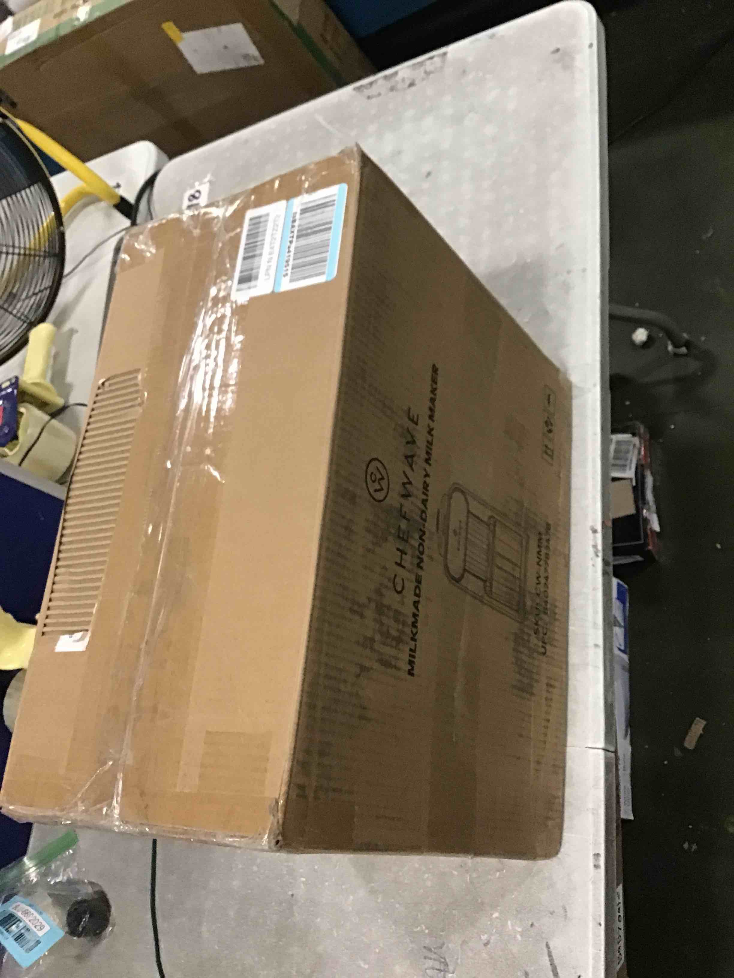 https://s3.amazonaws.com/lotting-images-prod/bidfta/BLU6692032_1722488002649.jpeg