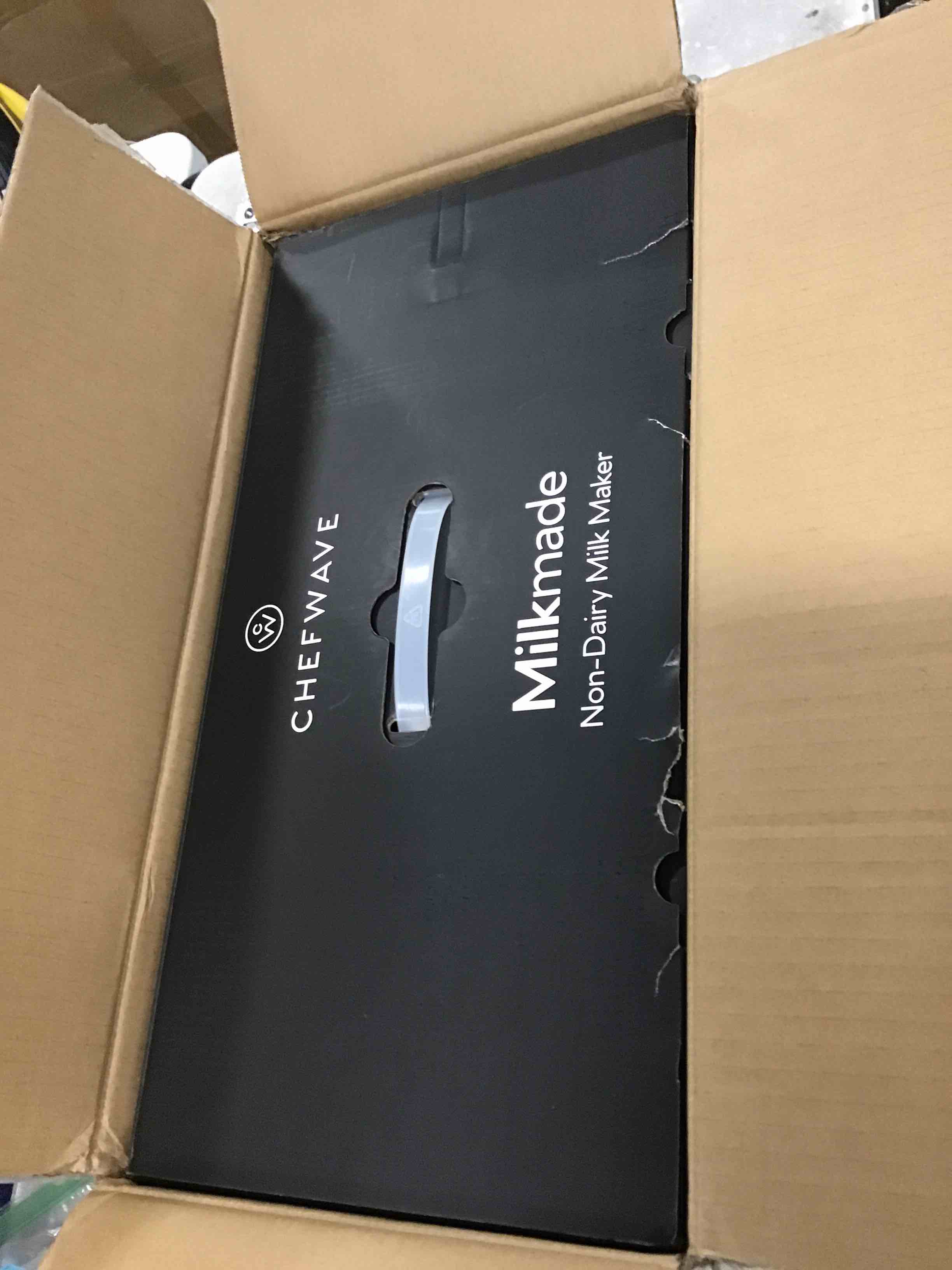 https://s3.amazonaws.com/lotting-images-prod/bidfta/BLU6692032_1722488028034.jpeg