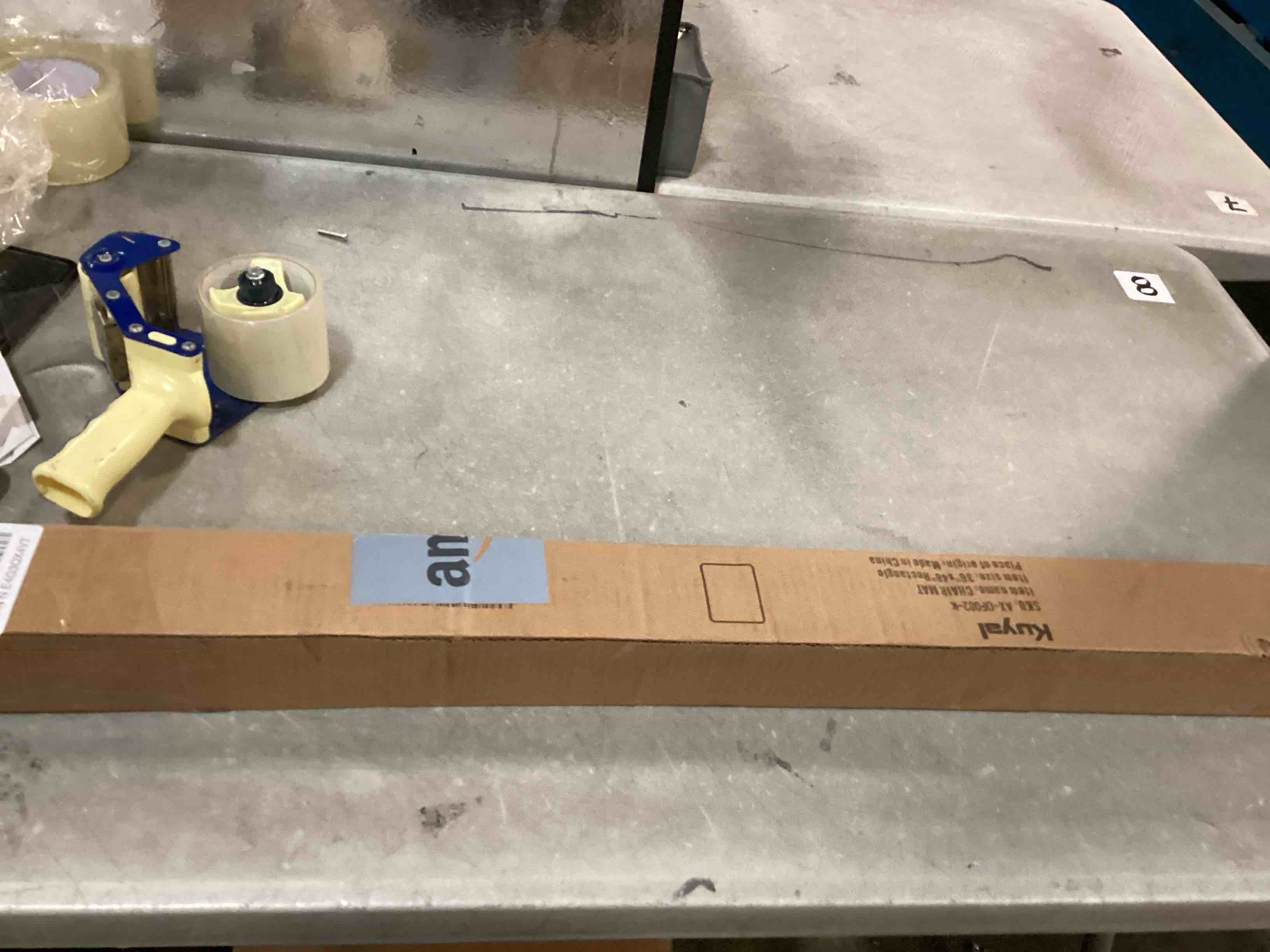 https://s3.amazonaws.com/lotting-images-prod/bidfta/BLU6692123_1722904170921.jpeg