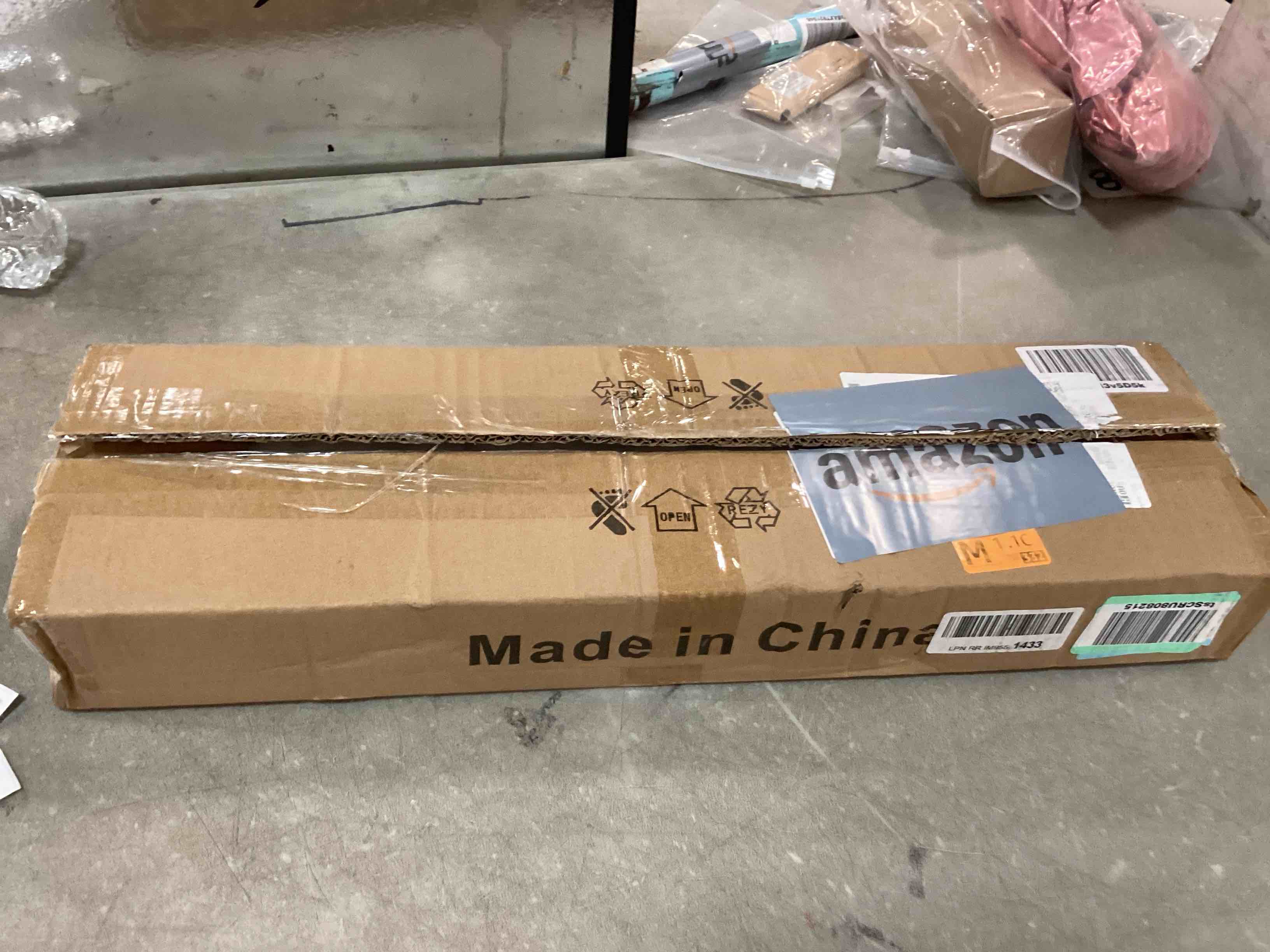 https://s3.amazonaws.com/lotting-images-prod/bidfta/BLU6692337_1723066635939.jpeg