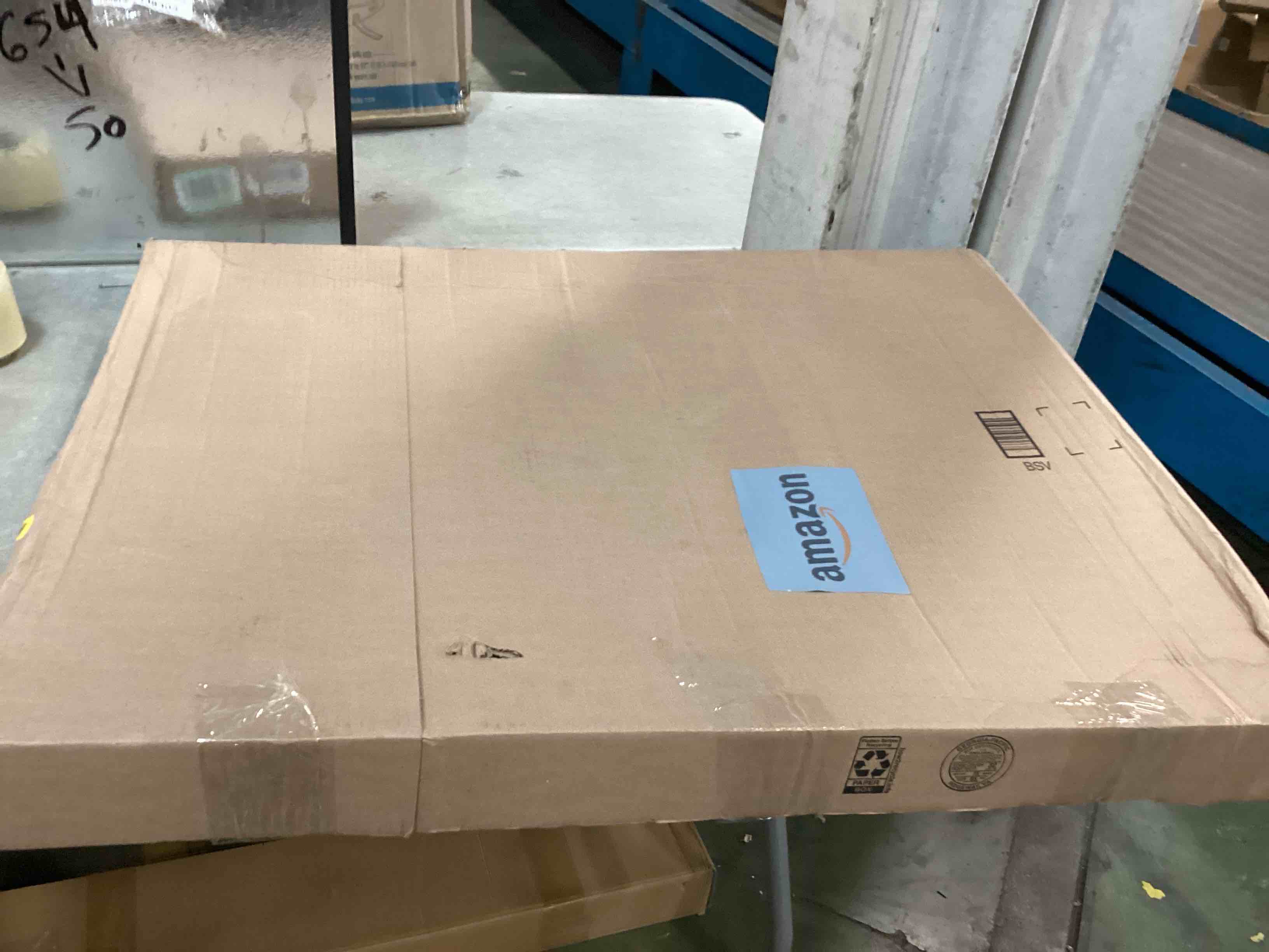 https://s3.amazonaws.com/lotting-images-prod/bidfta/BLU6692360_1723069519570.jpeg