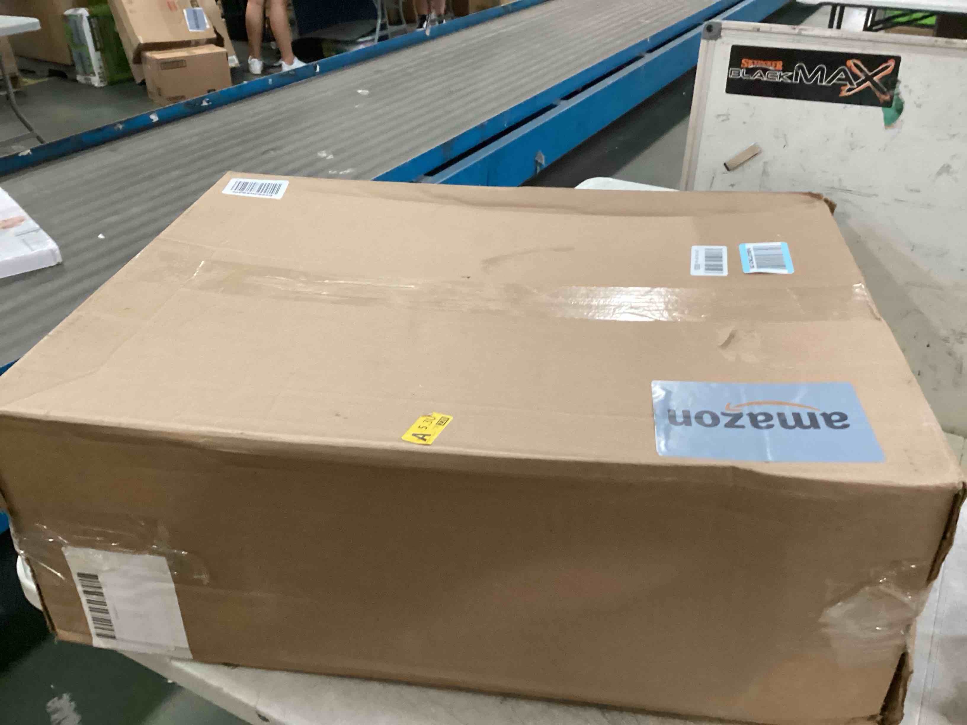 https://s3.amazonaws.com/lotting-images-prod/bidfta/BLU6692661_1723238565946.jpeg