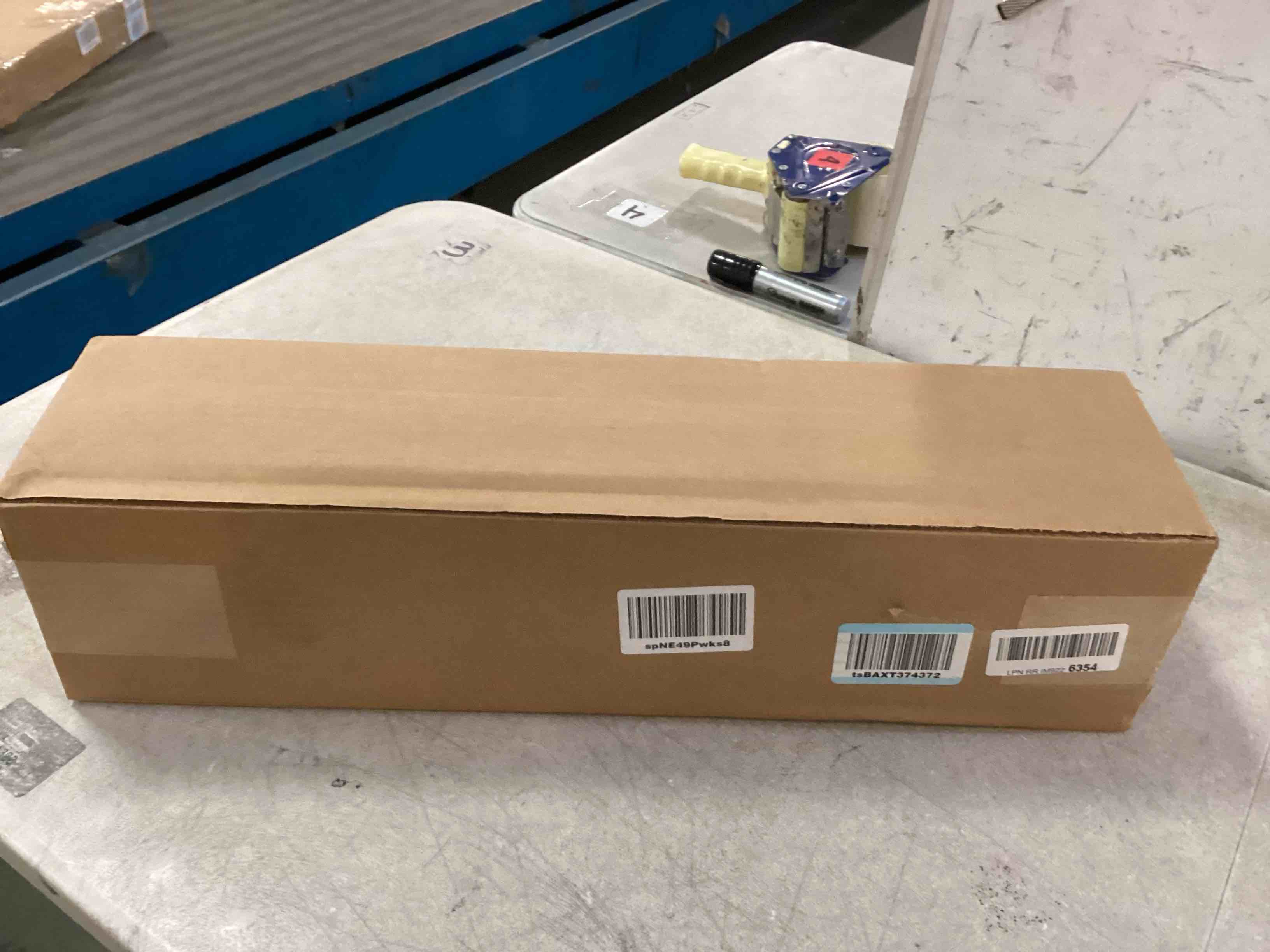 https://s3.amazonaws.com/lotting-images-prod/bidfta/BLU6692674_1723240885348.jpeg