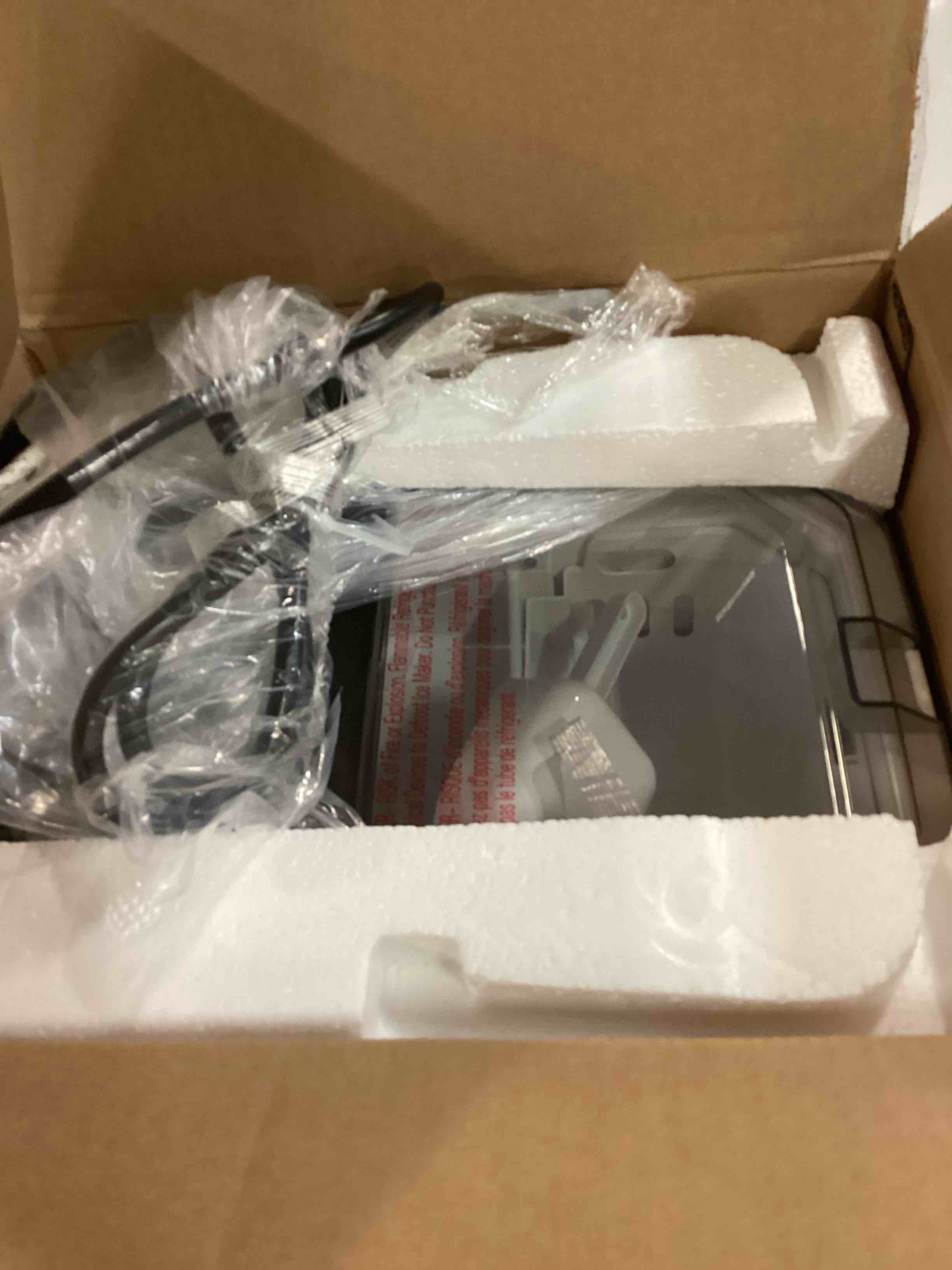 https://s3.amazonaws.com/lotting-images-prod/bidfta/BLU6692989_1723525362451.jpeg