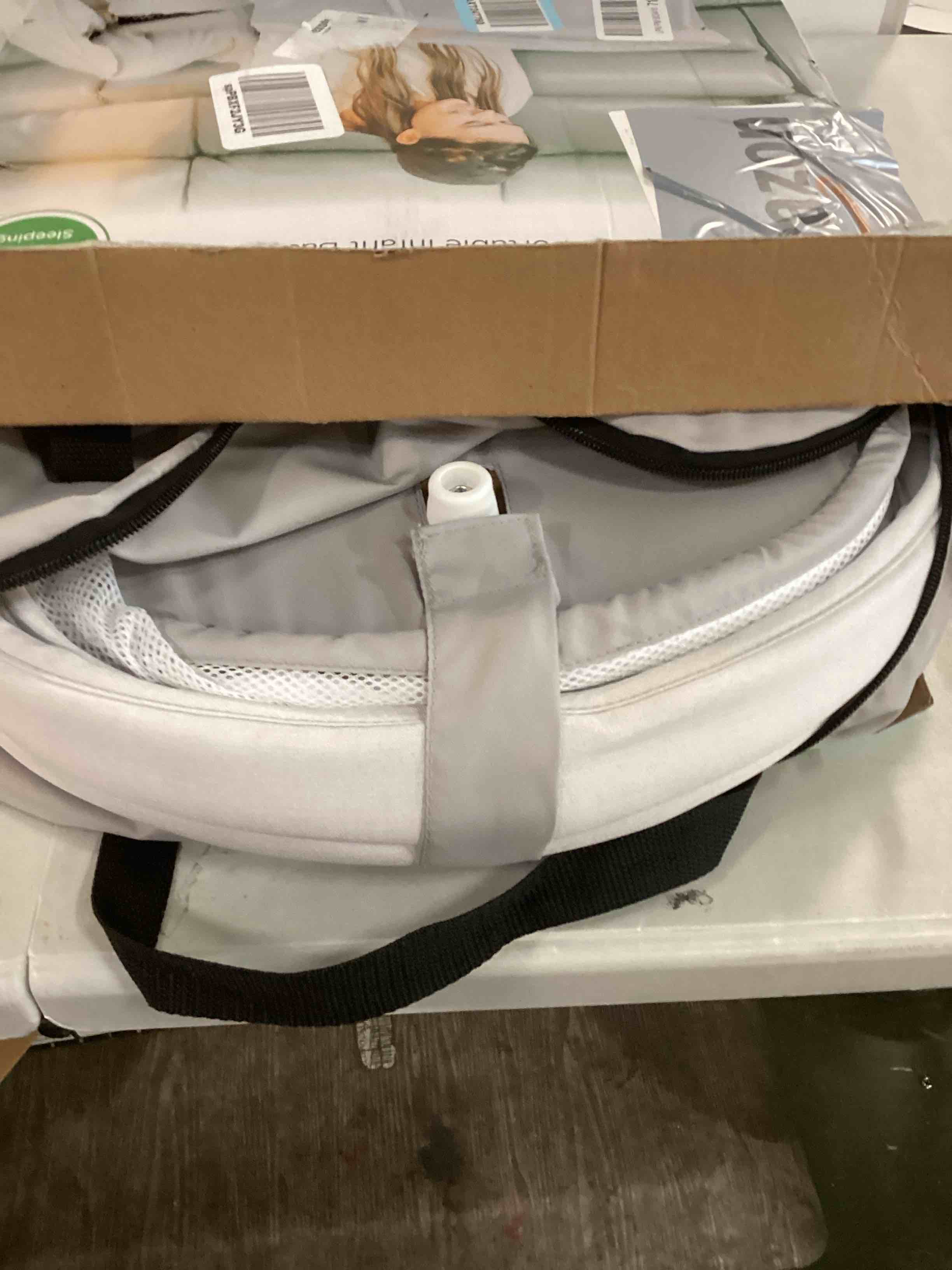 https://s3.amazonaws.com/lotting-images-prod/bidfta/BLU6693056_1723589450580.jpeg