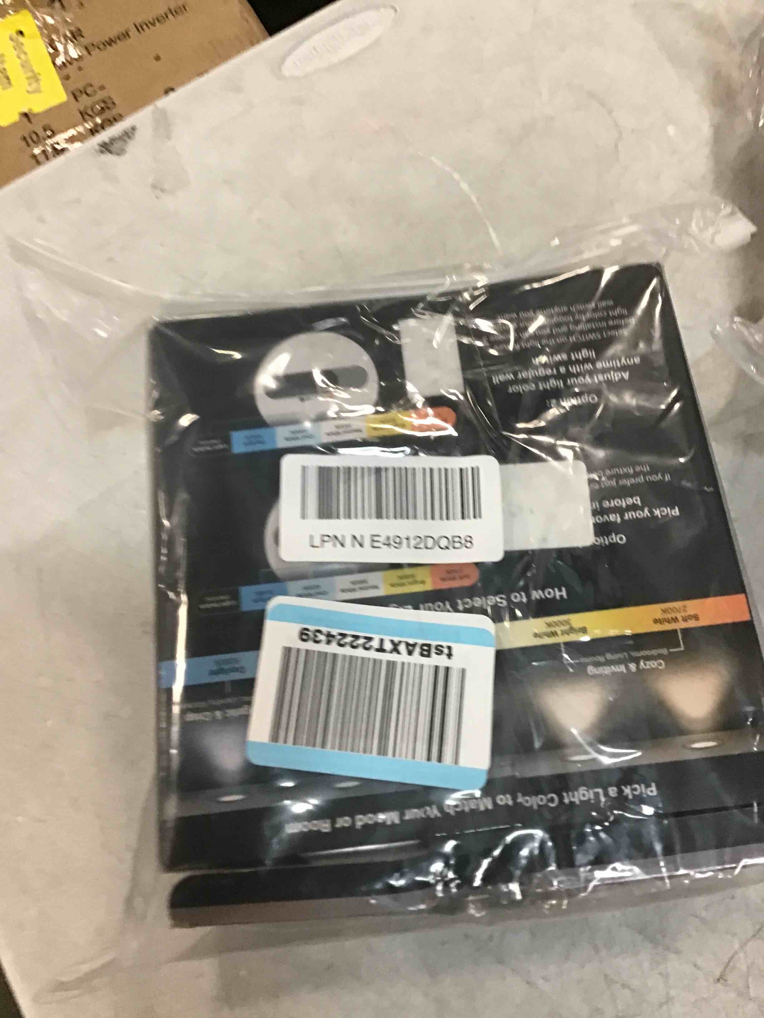 https://s3.amazonaws.com/lotting-images-prod/bidfta/BLU6693500_1722432418540.jpeg