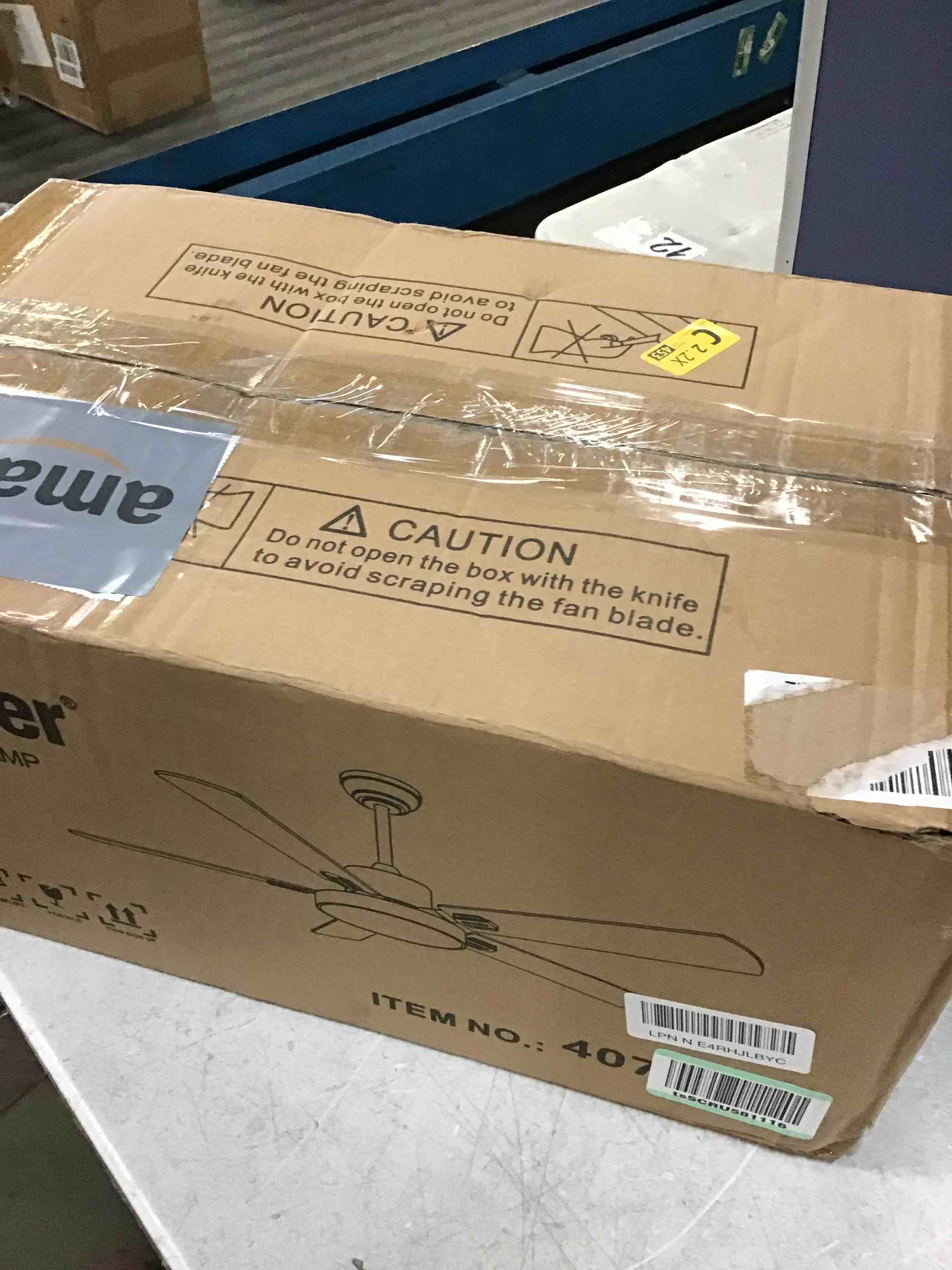 https://s3.amazonaws.com/lotting-images-prod/bidfta/BLU6693530_1722436283458.jpeg