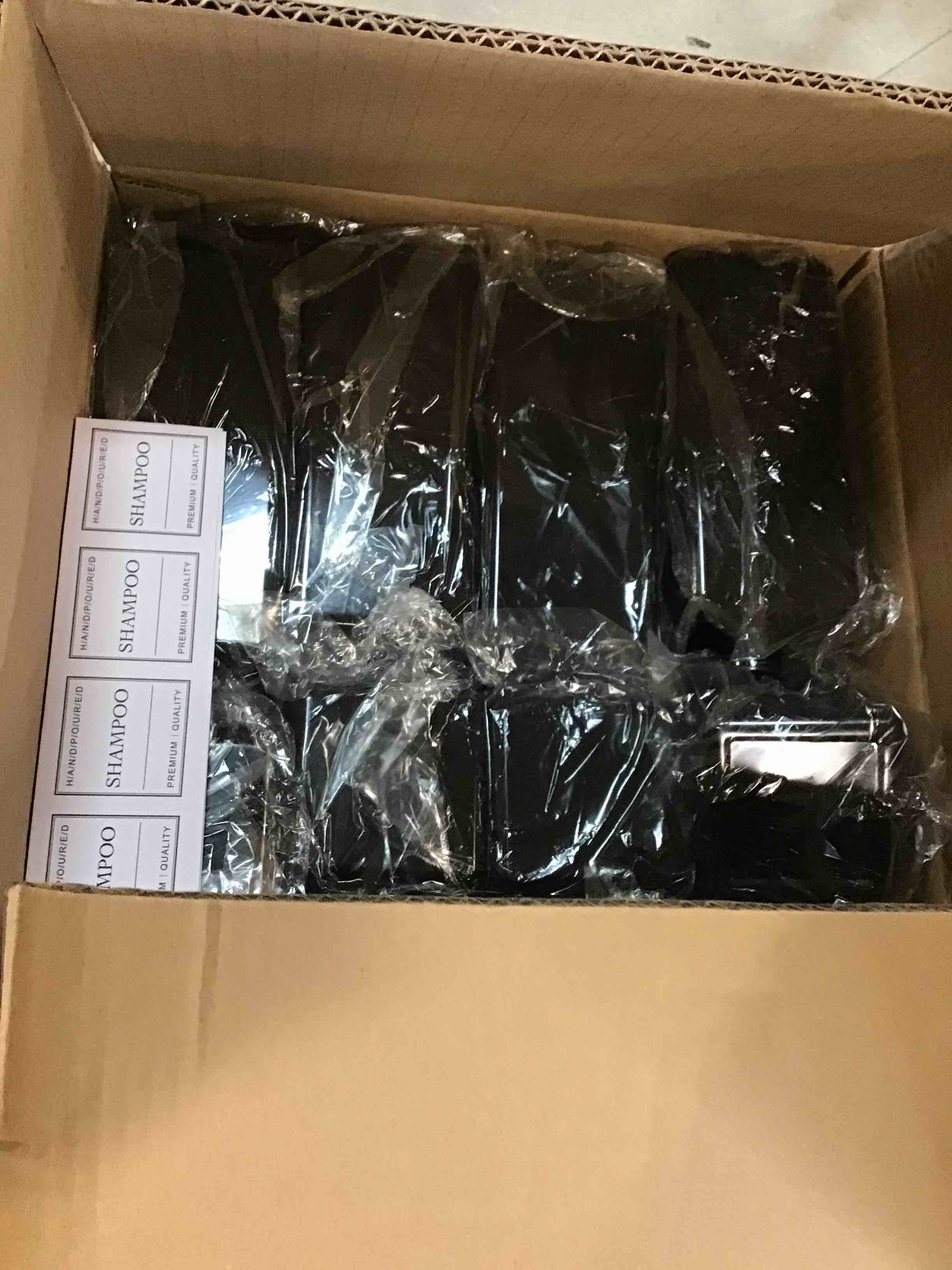 https://s3.amazonaws.com/lotting-images-prod/bidfta/BLU6693876_1722528780906.jpeg