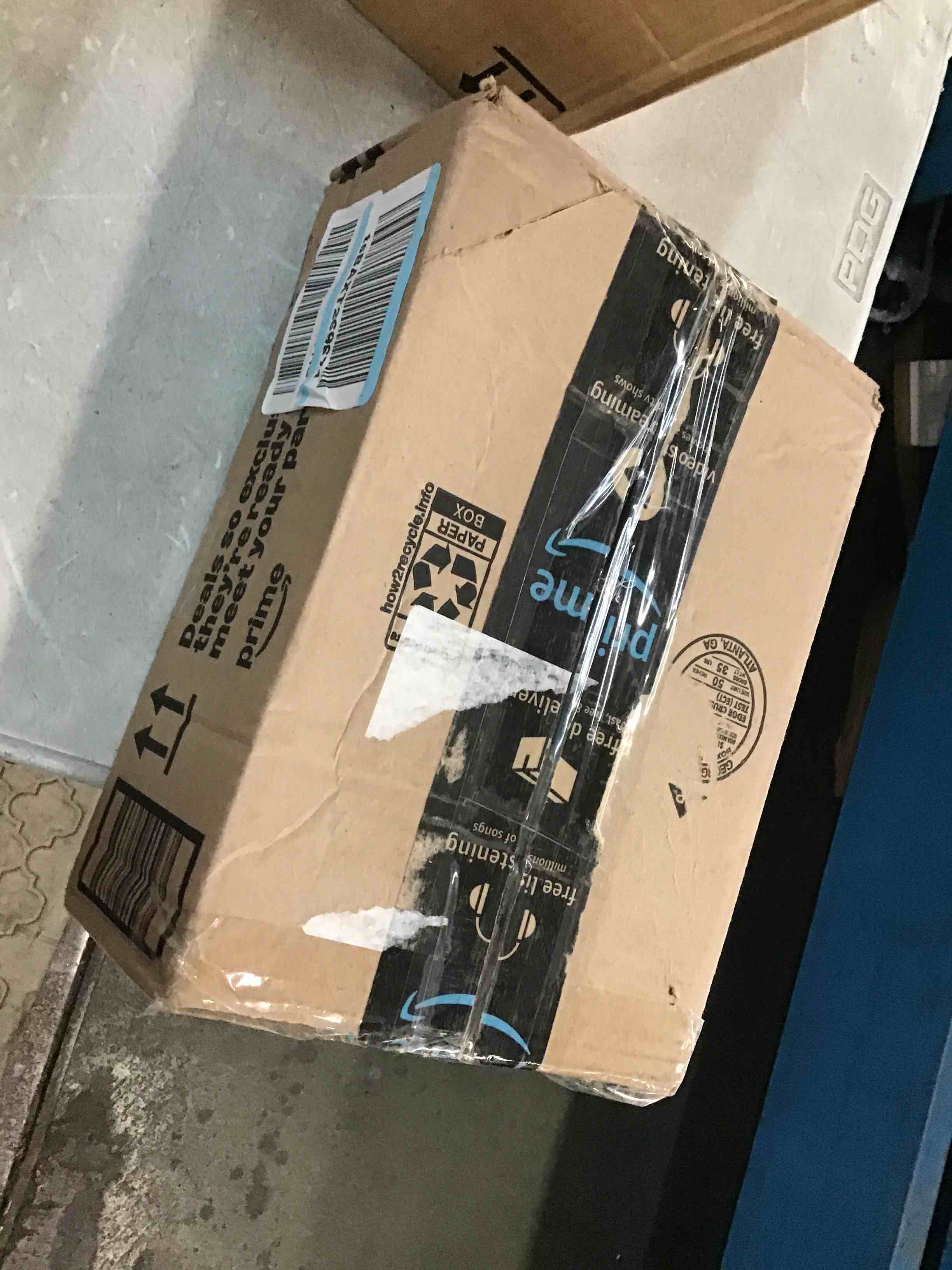 https://s3.amazonaws.com/lotting-images-prod/bidfta/BLU6693900_1722534326110.jpeg