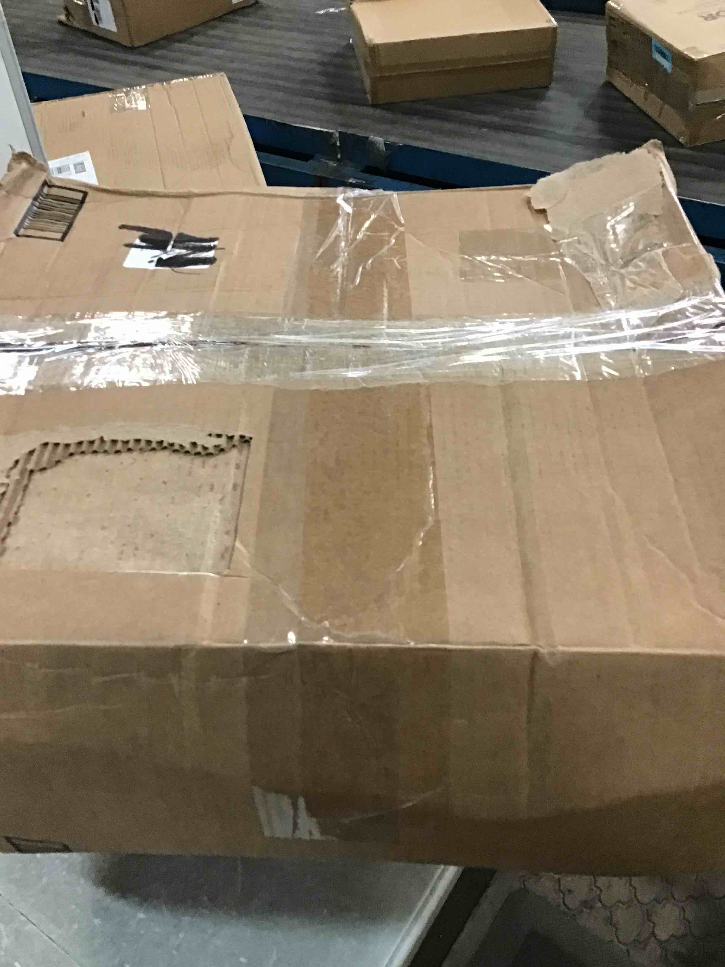 https://s3.amazonaws.com/lotting-images-prod/bidfta/BLU6693939_1722540903545.jpeg