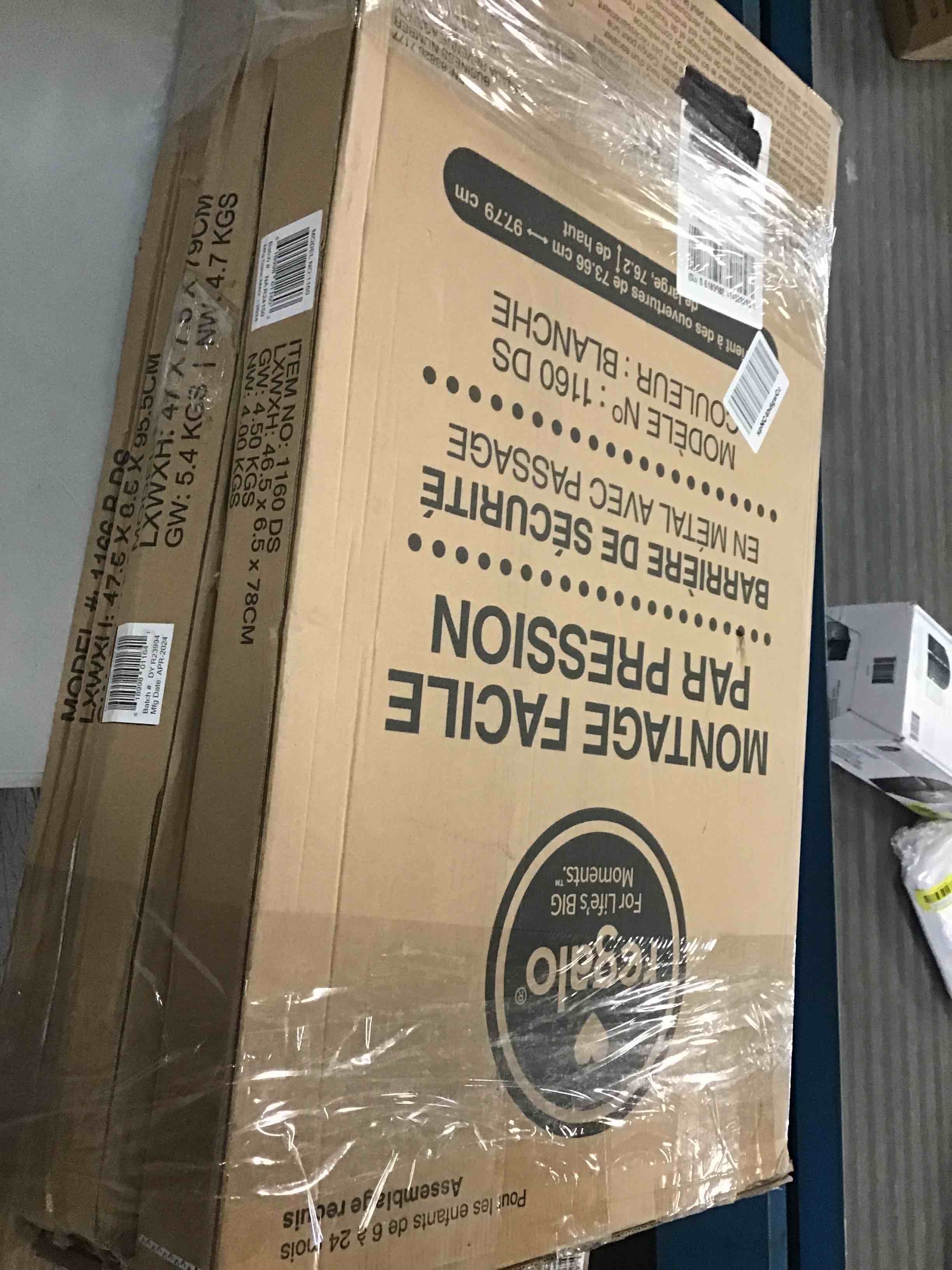 https://s3.amazonaws.com/lotting-images-prod/bidfta/BLU6694249_1722865522584.jpeg