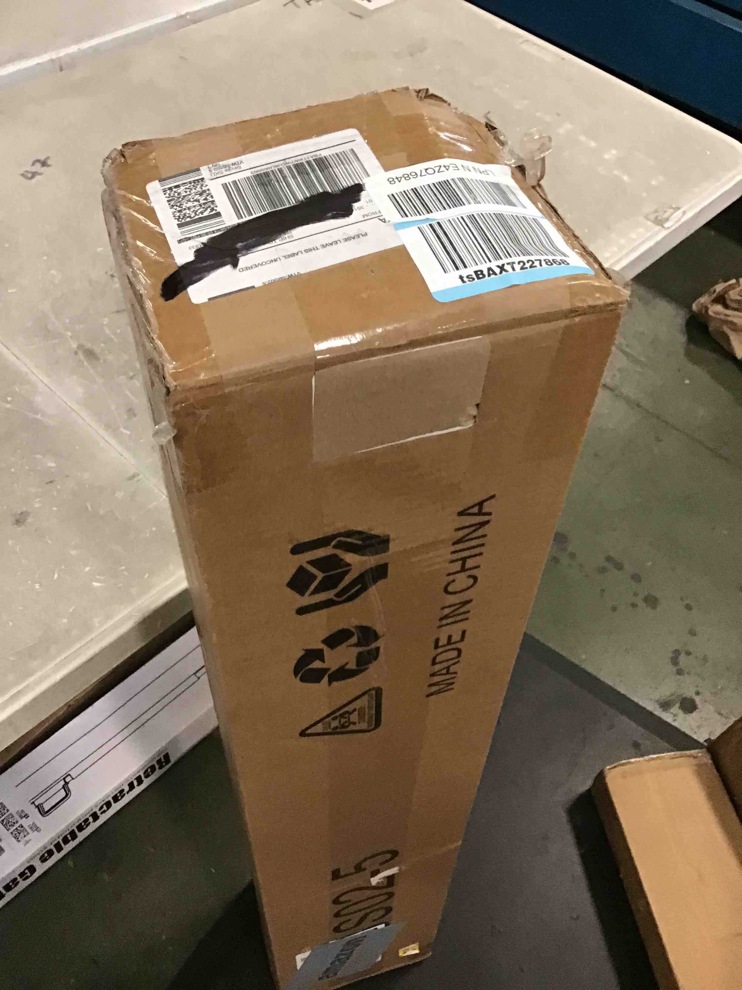 https://s3.amazonaws.com/lotting-images-prod/bidfta/BLU6694704_1723035391205.jpeg