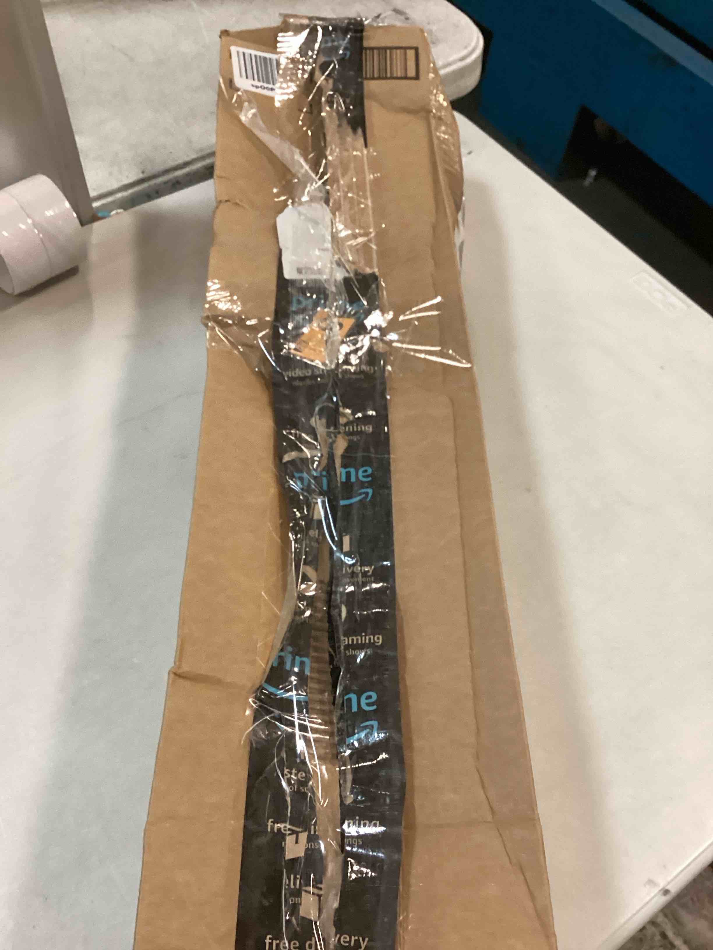https://s3.amazonaws.com/lotting-images-prod/bidfta/BLU6694961_1722686138167.jpeg