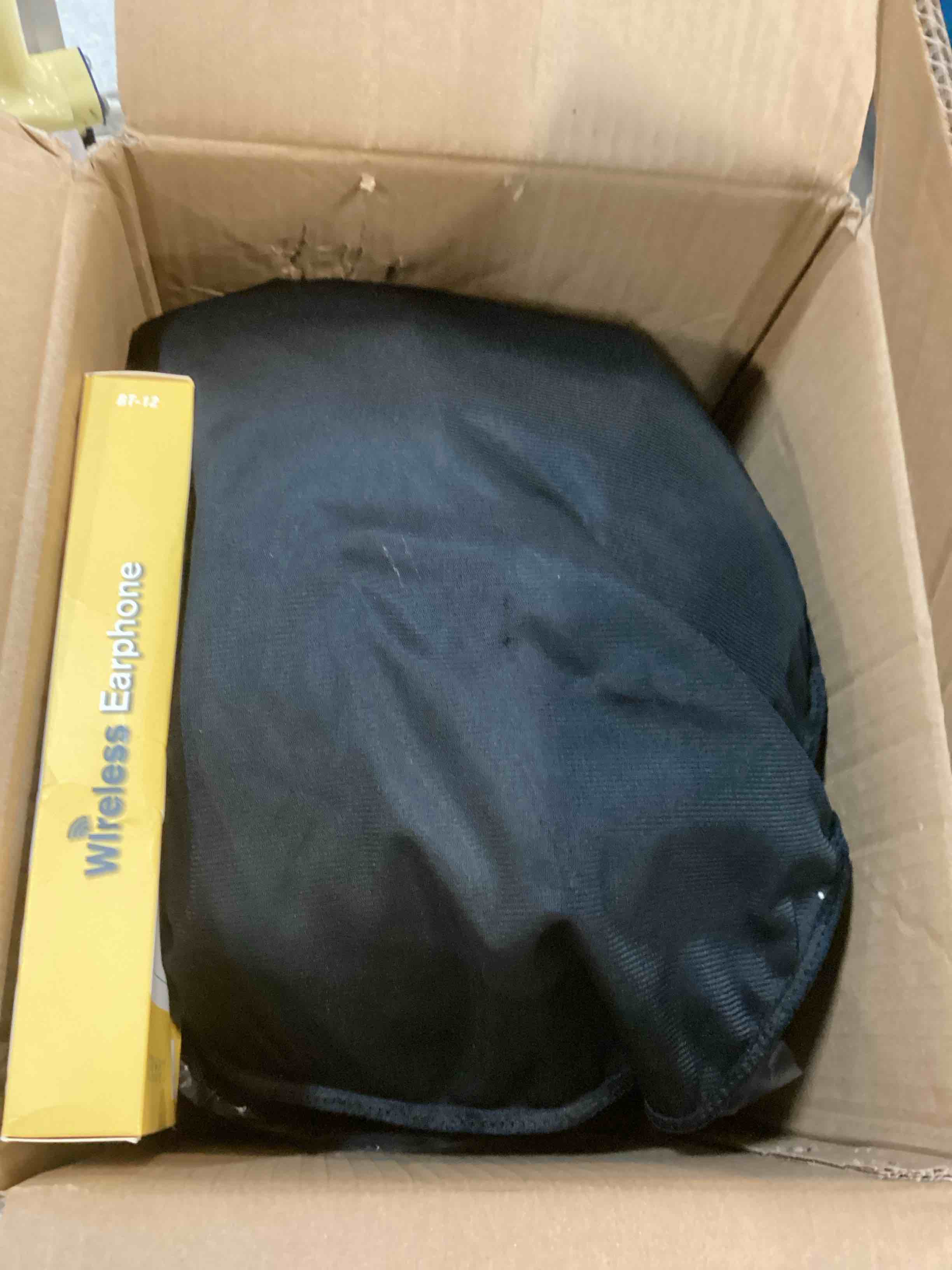 https://s3.amazonaws.com/lotting-images-prod/bidfta/BLU6694988_1722691290580.jpeg