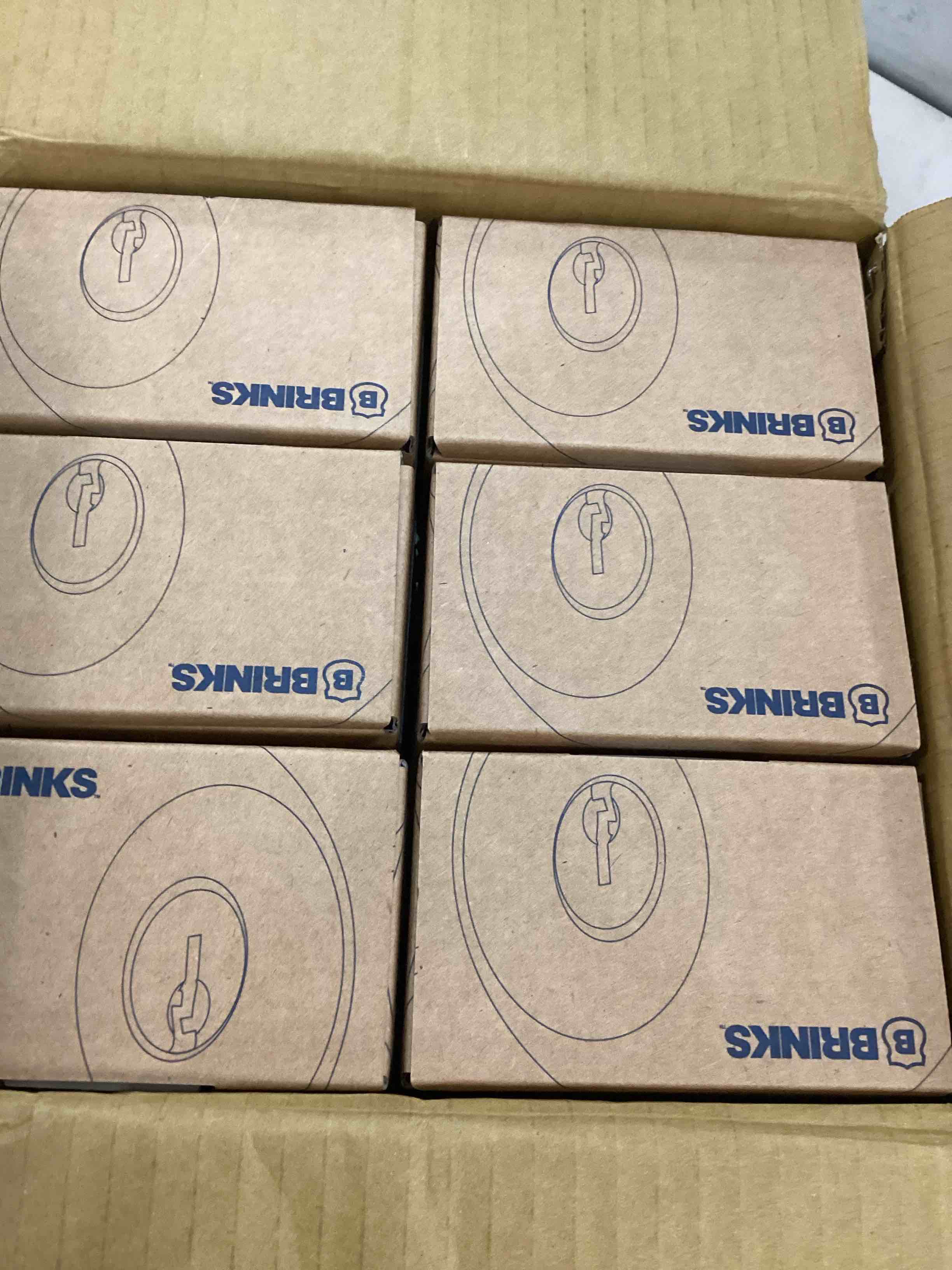 https://s3.amazonaws.com/lotting-images-prod/bidfta/BLU6695302_1722882881969.jpeg