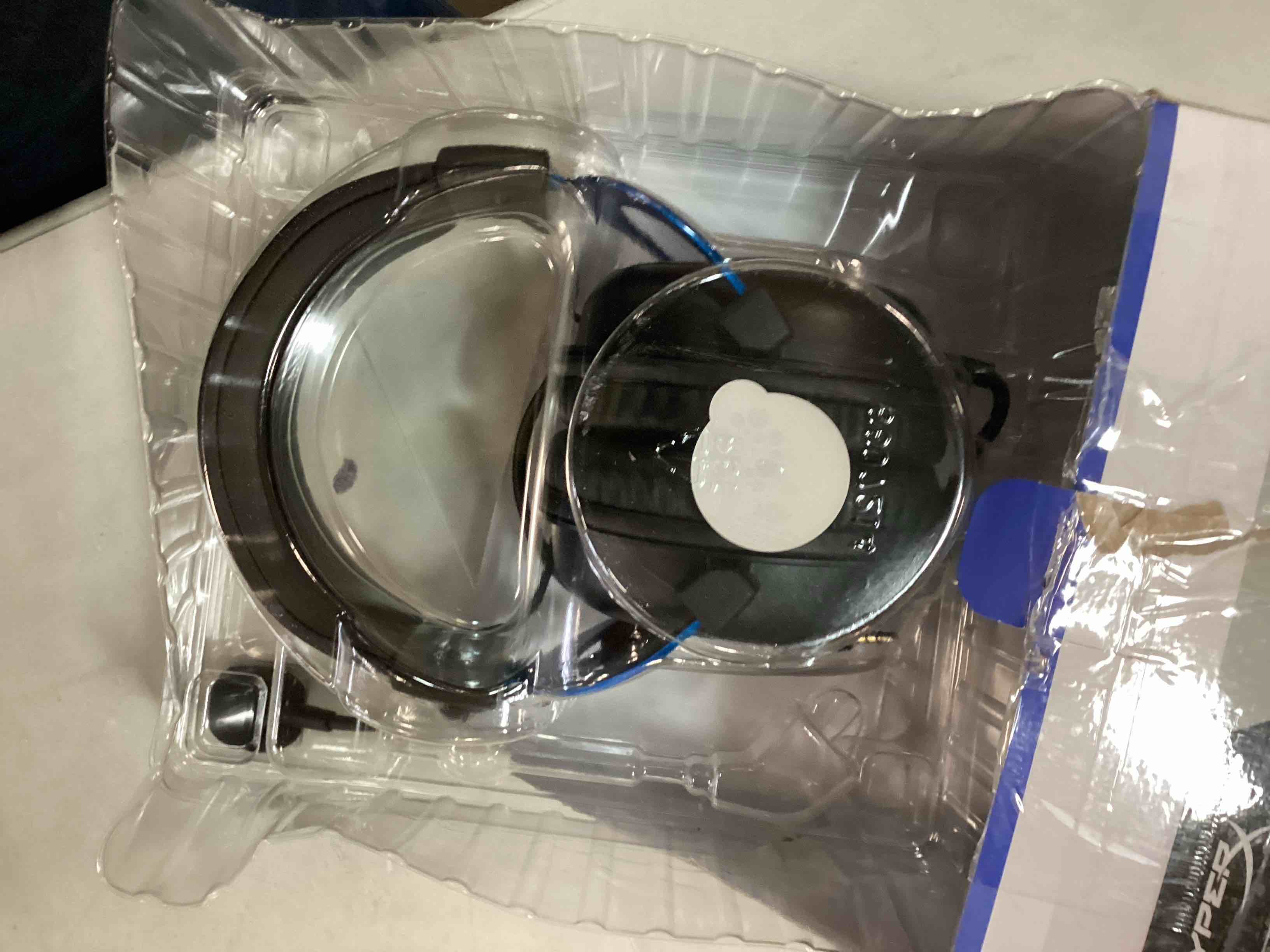 https://s3.amazonaws.com/lotting-images-prod/bidfta/BLU6695316_1722886674773.jpeg