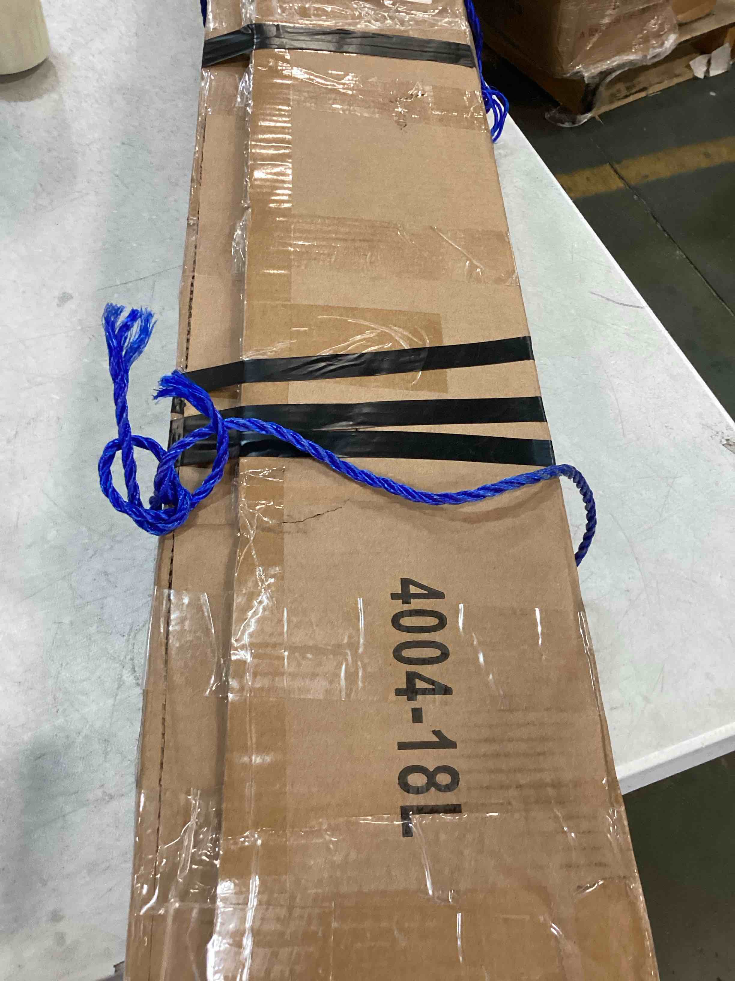 https://s3.amazonaws.com/lotting-images-prod/bidfta/BLU6695398_1722957897695.jpeg