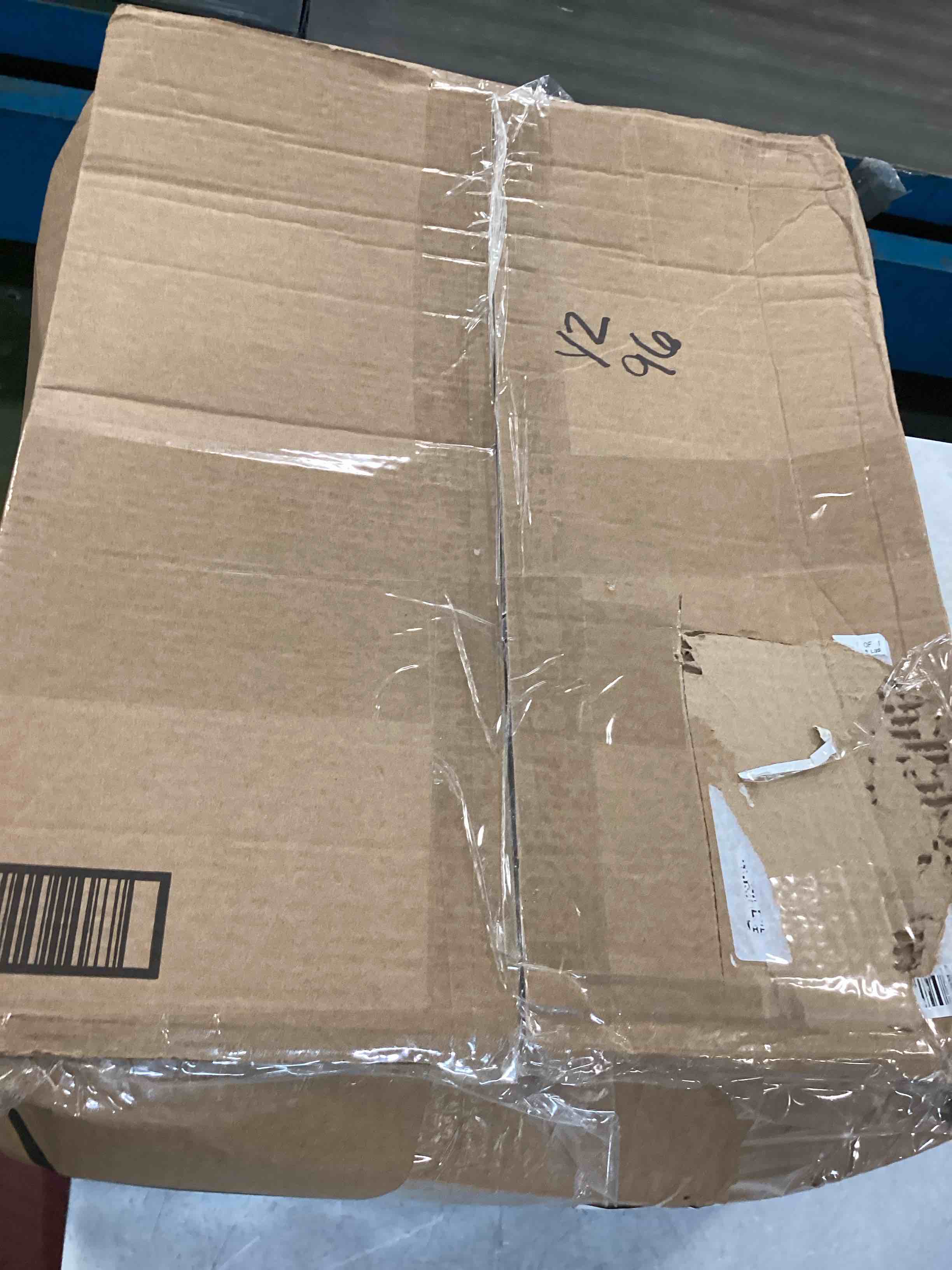https://s3.amazonaws.com/lotting-images-prod/bidfta/BLU6695411_1722959294074.jpeg