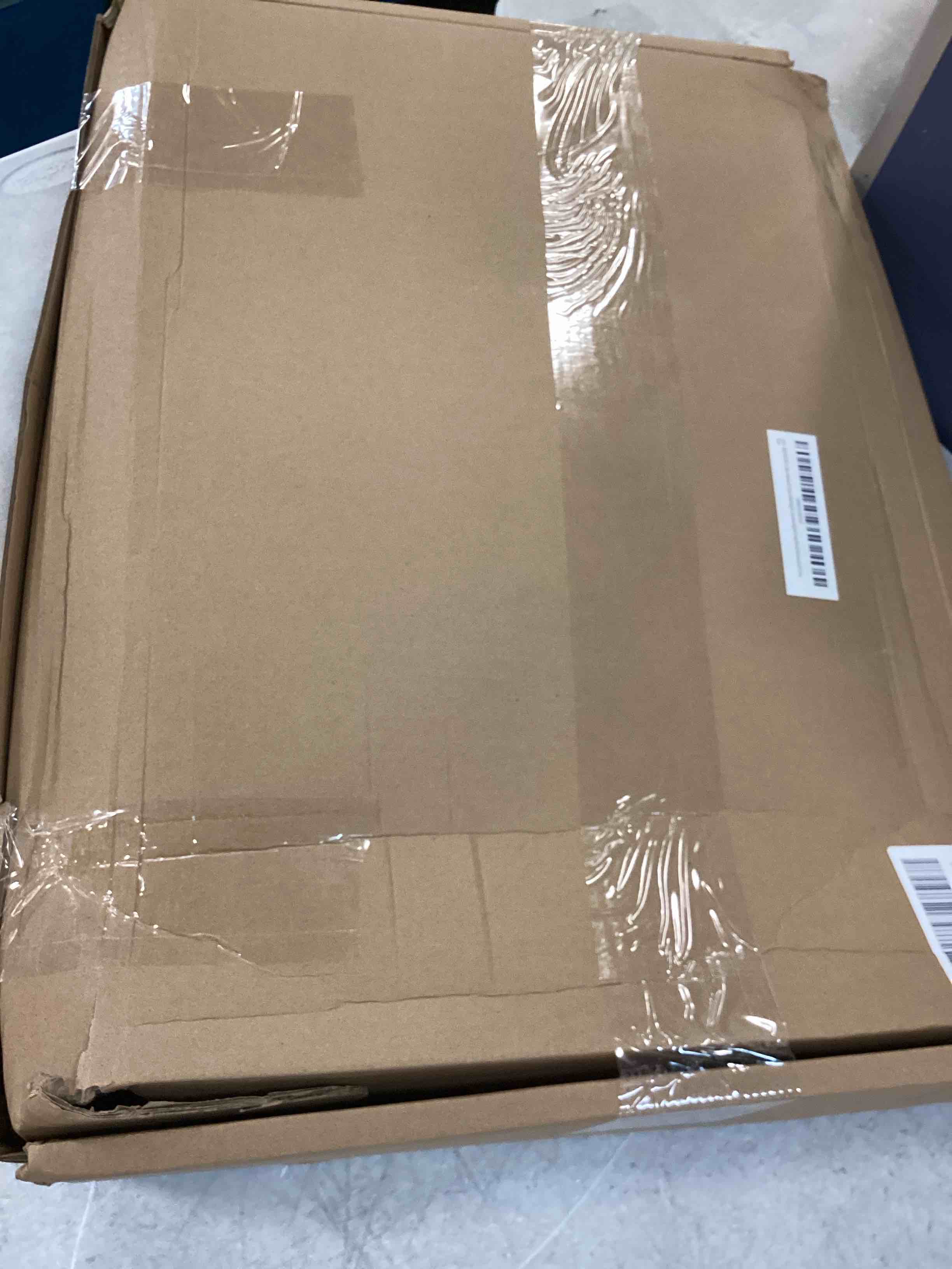 https://s3.amazonaws.com/lotting-images-prod/bidfta/BLU6695425_1722960302262.jpeg