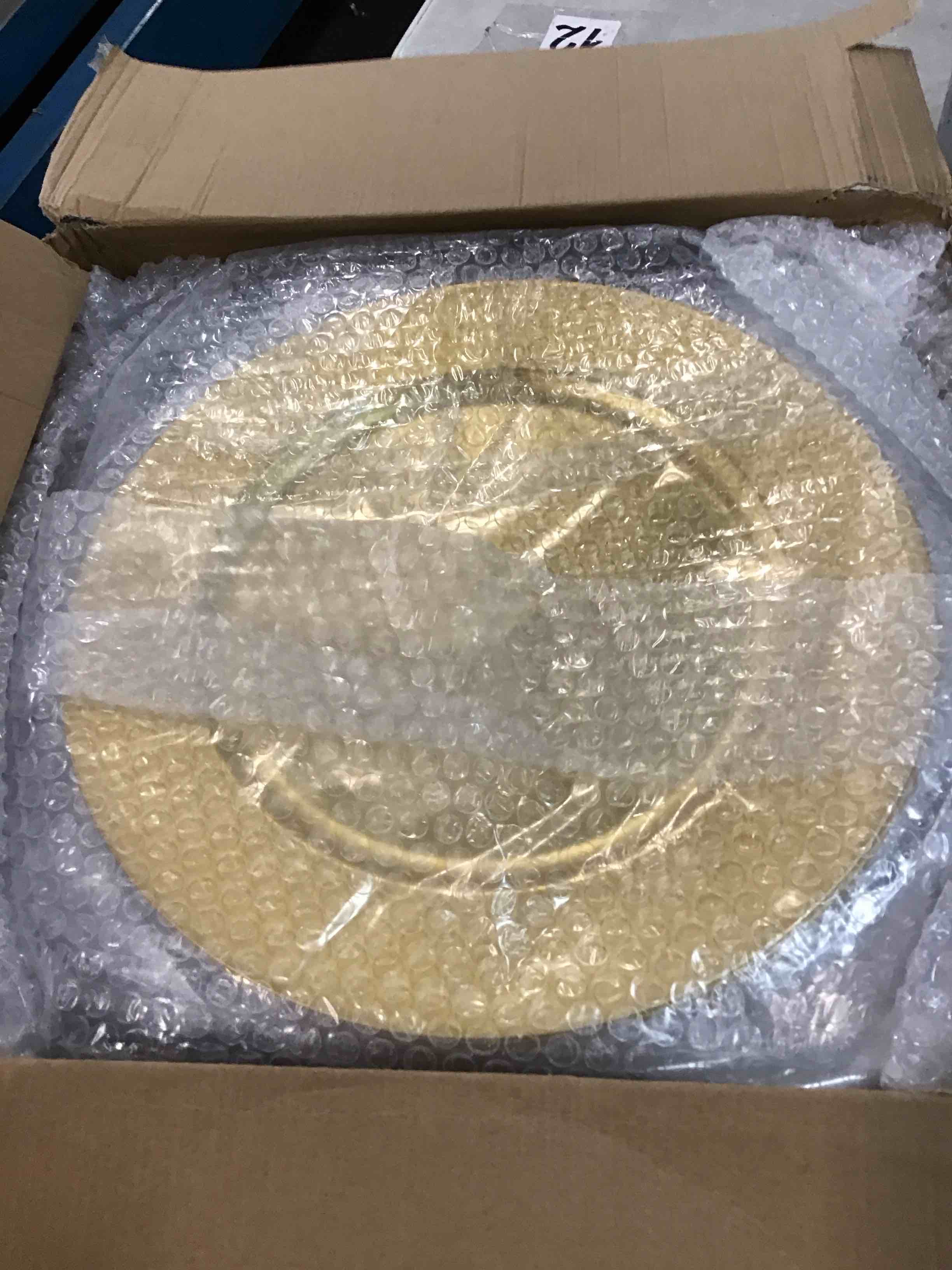 https://s3.amazonaws.com/lotting-images-prod/bidfta/BLU6695519_1722982156343.jpeg