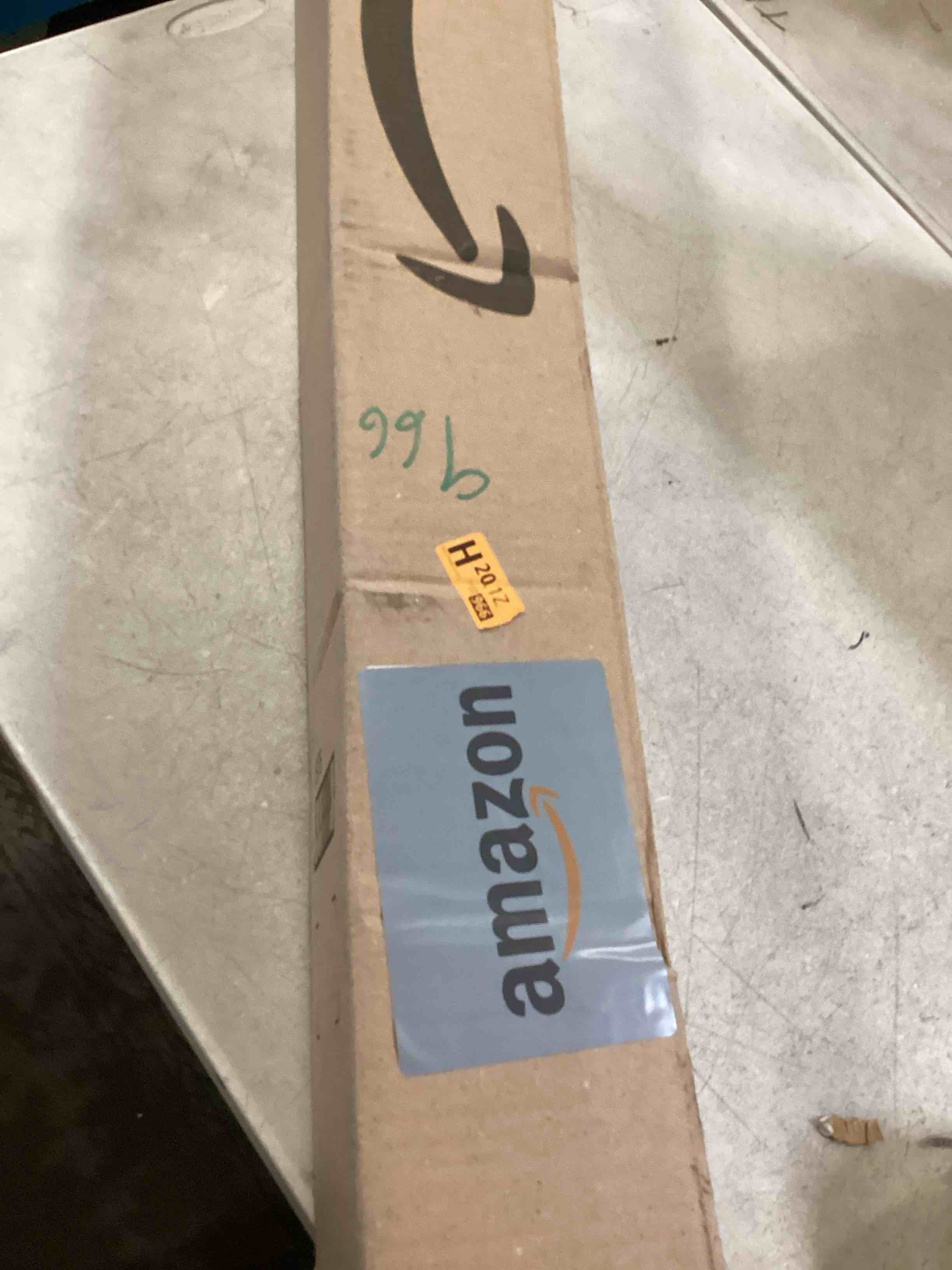https://s3.amazonaws.com/lotting-images-prod/bidfta/BLU6696221_1723483814640.jpeg