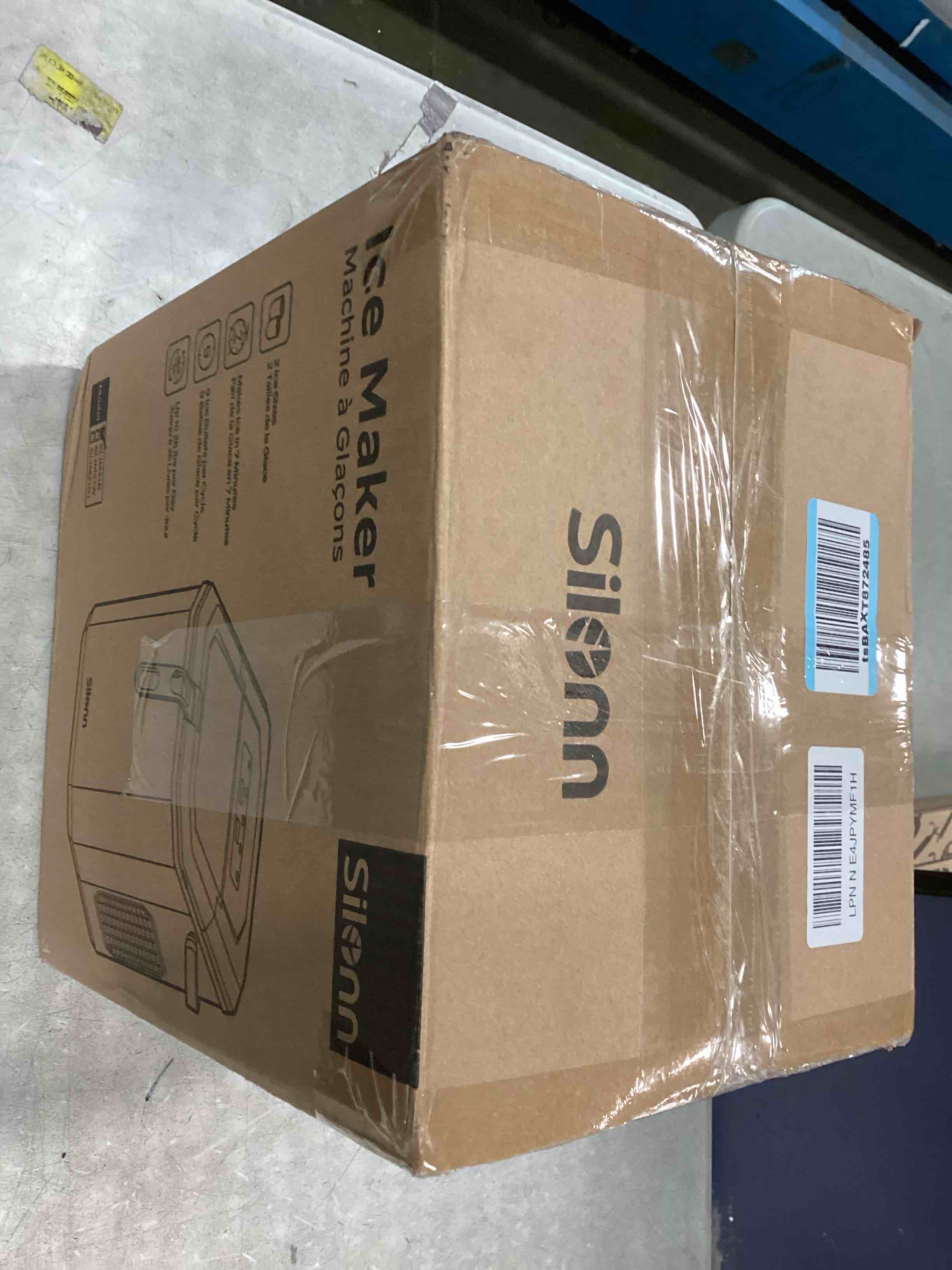 https://s3.amazonaws.com/lotting-images-prod/bidfta/BLU6696471_1722602783866.jpeg