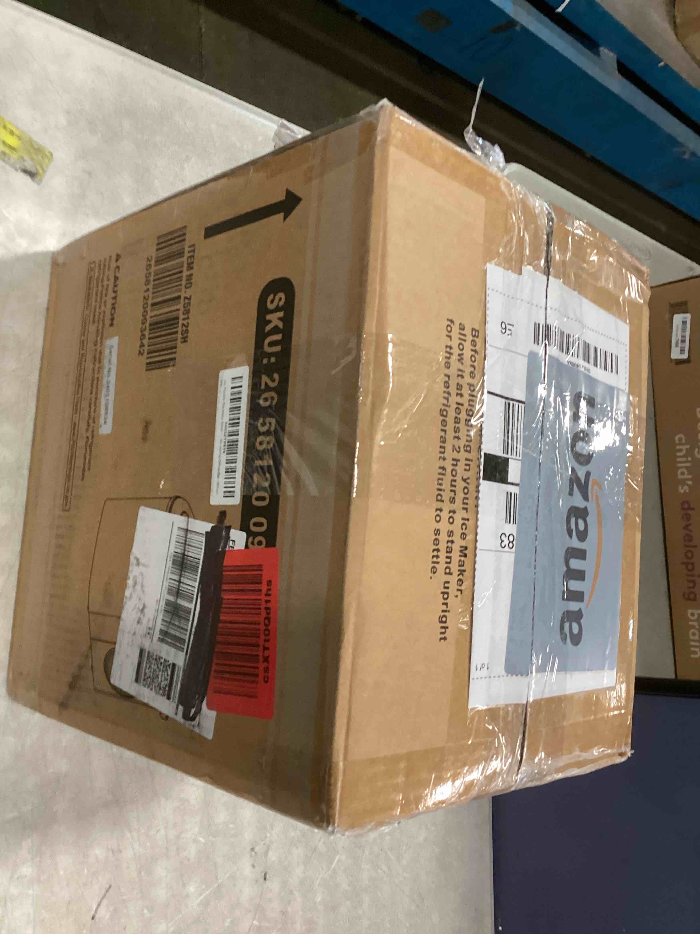 https://s3.amazonaws.com/lotting-images-prod/bidfta/BLU6696626_1722623533947.jpeg