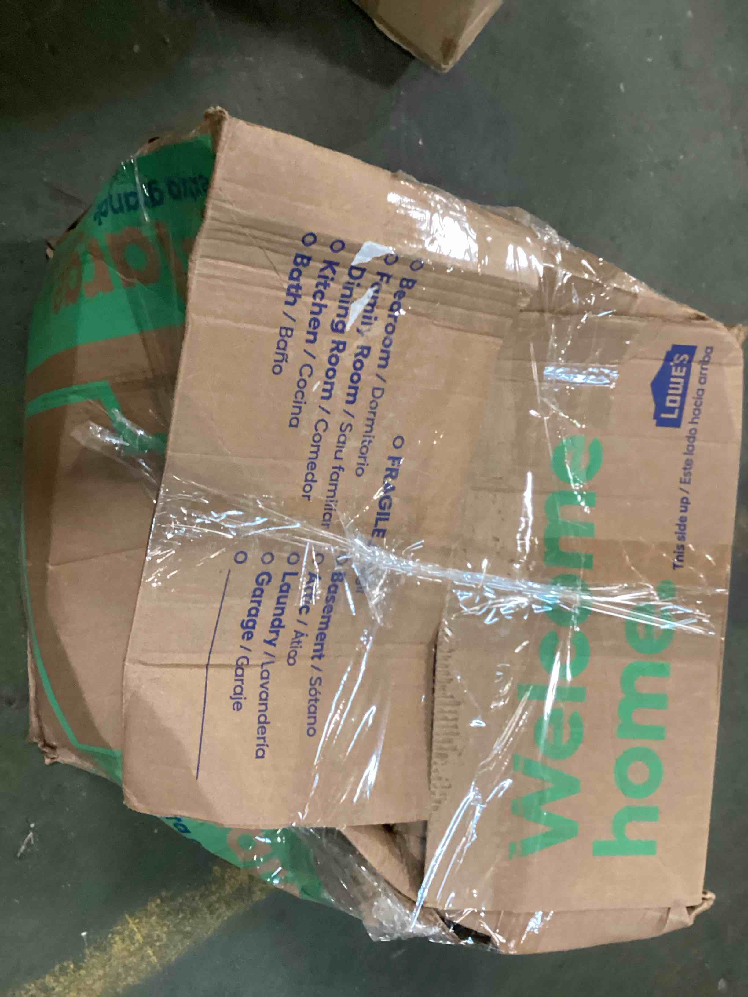 https://s3.amazonaws.com/lotting-images-prod/bidfta/BLU6696725_1722686801520.jpeg