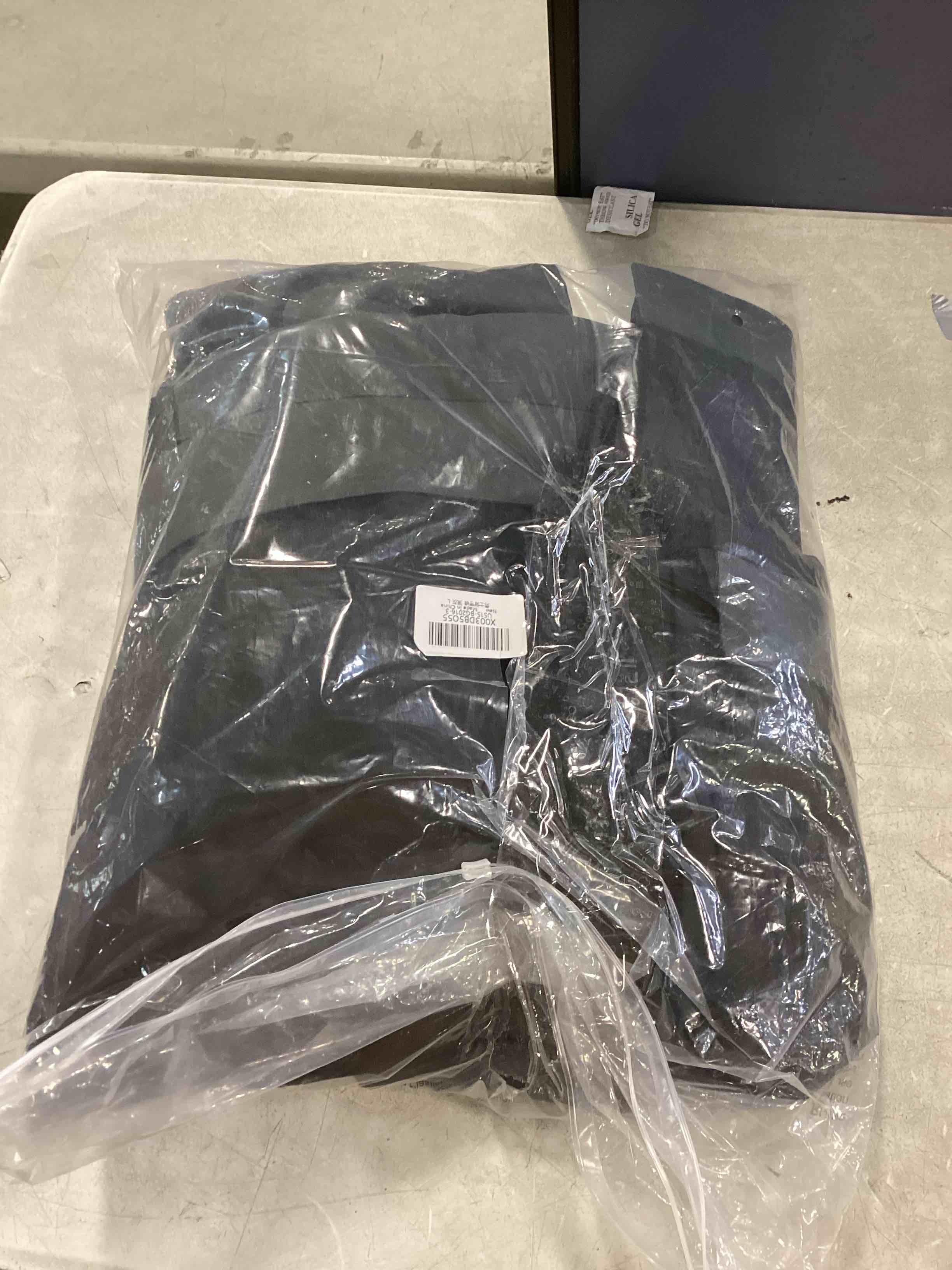 https://s3.amazonaws.com/lotting-images-prod/bidfta/BLU6696824_1722699263157.jpeg