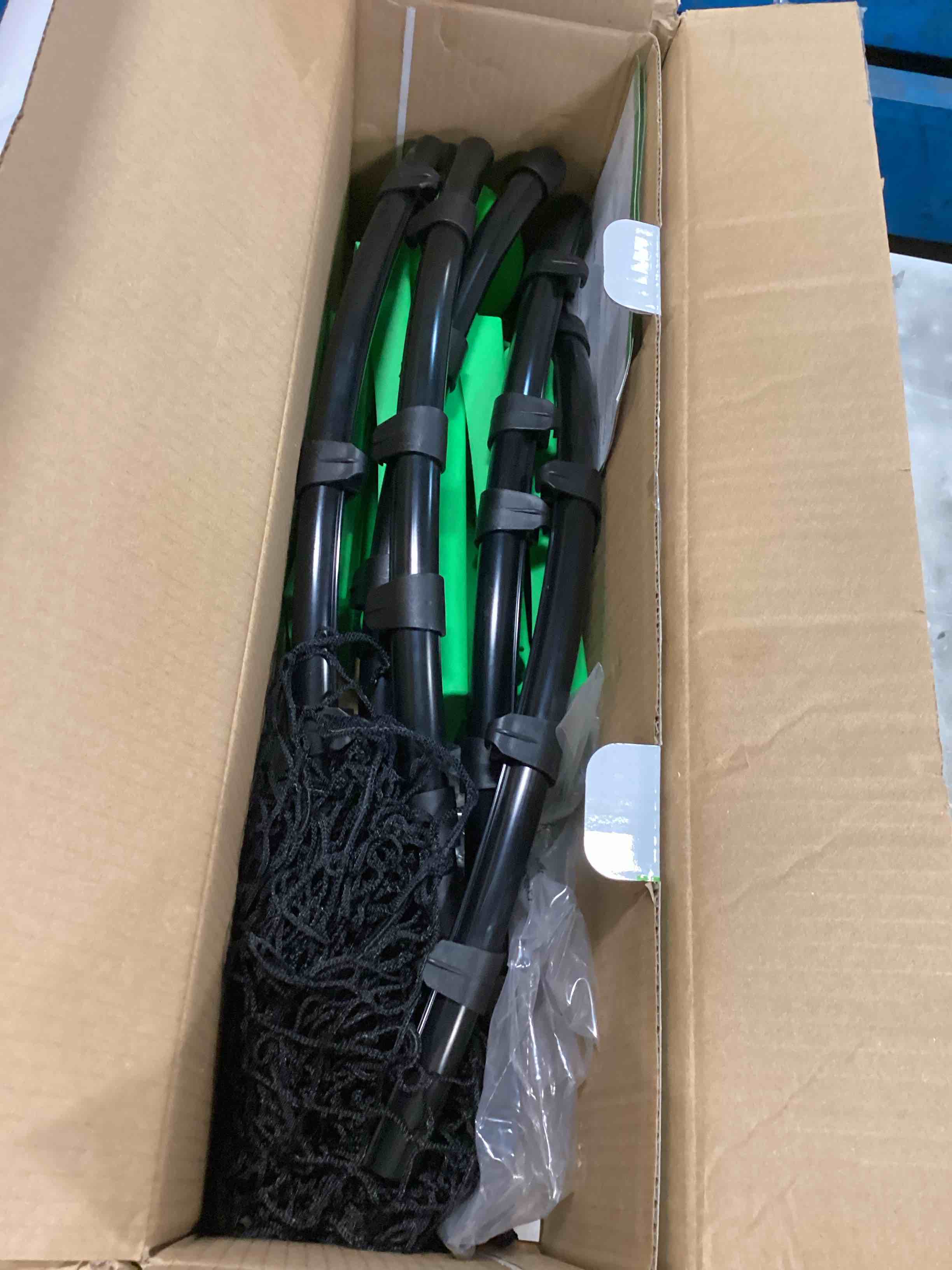 https://s3.amazonaws.com/lotting-images-prod/bidfta/BLU6697273_1722965126163.jpeg