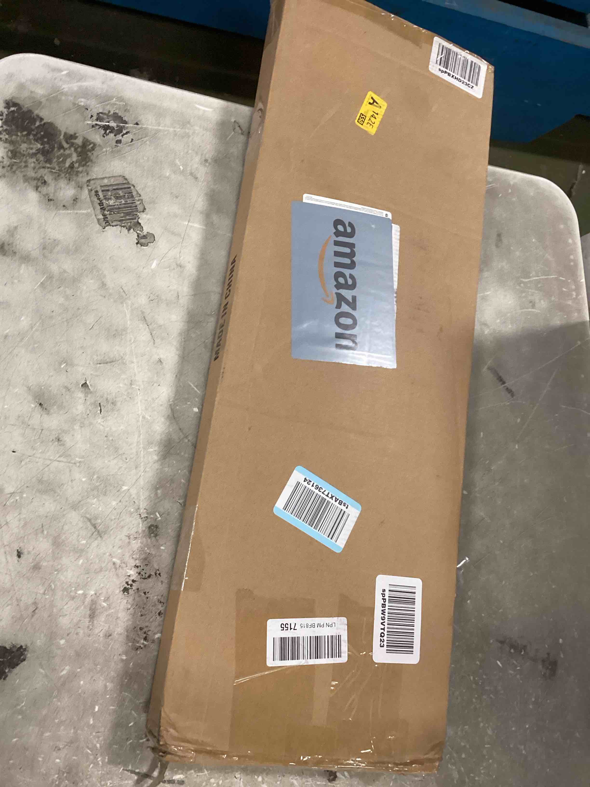 https://s3.amazonaws.com/lotting-images-prod/bidfta/BLU6697686_1723134193478.jpeg