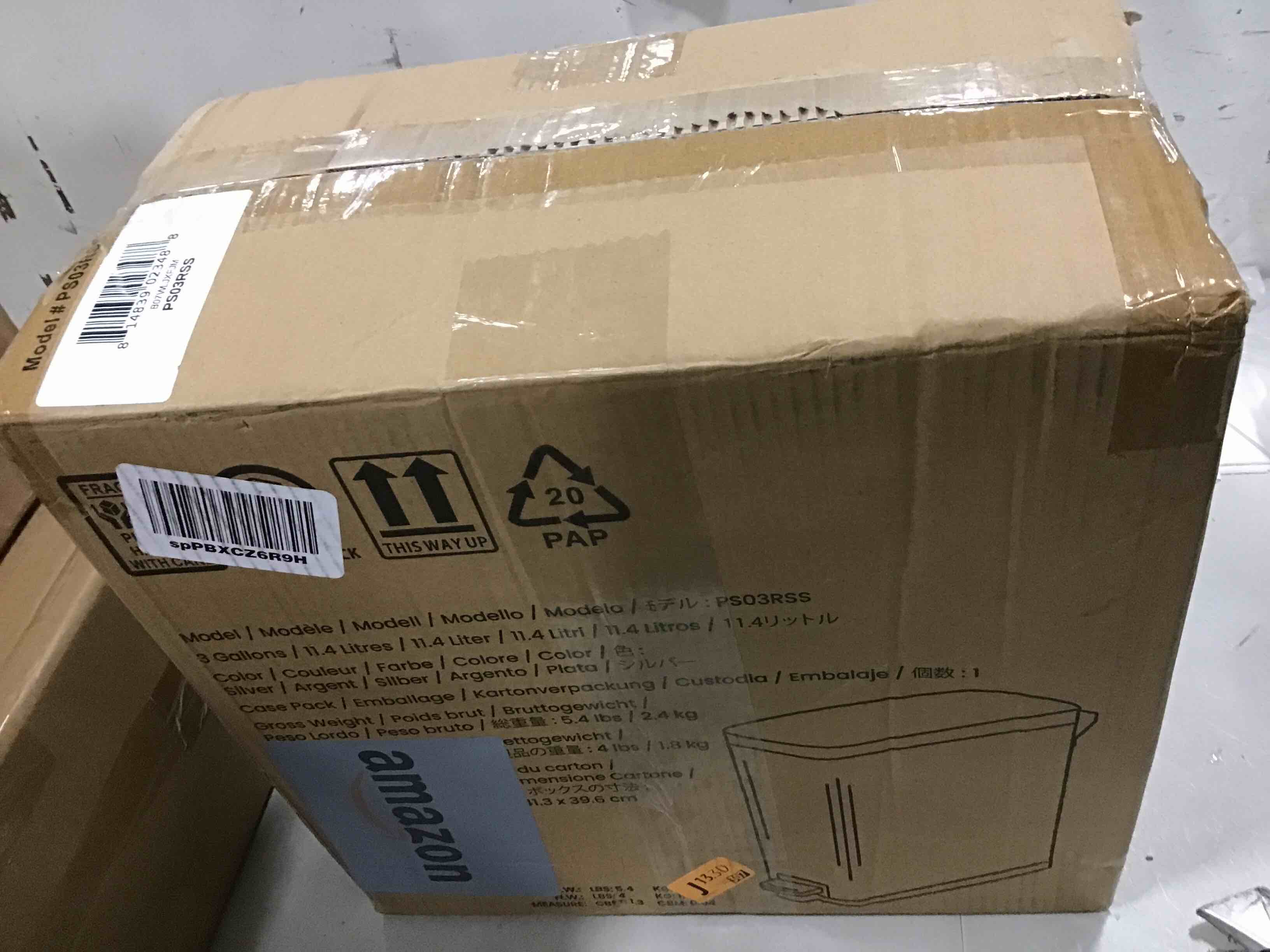 https://s3.amazonaws.com/lotting-images-prod/bidfta/BLU6697880_1723257539427.jpeg