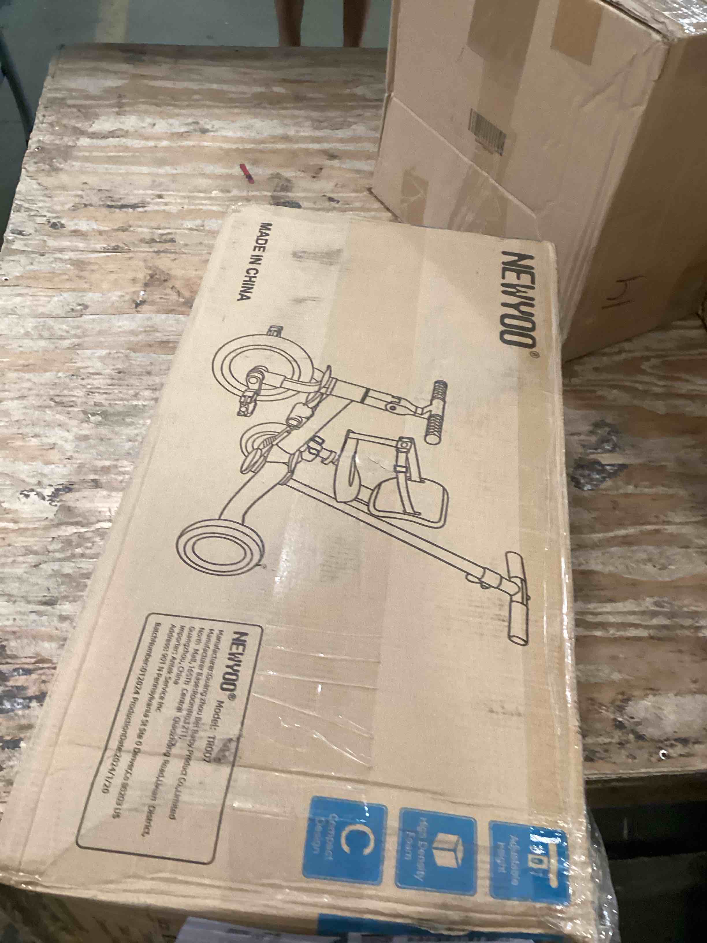 https://s3.amazonaws.com/lotting-images-prod/bidfta/BLU6697952_1722540363981.jpeg