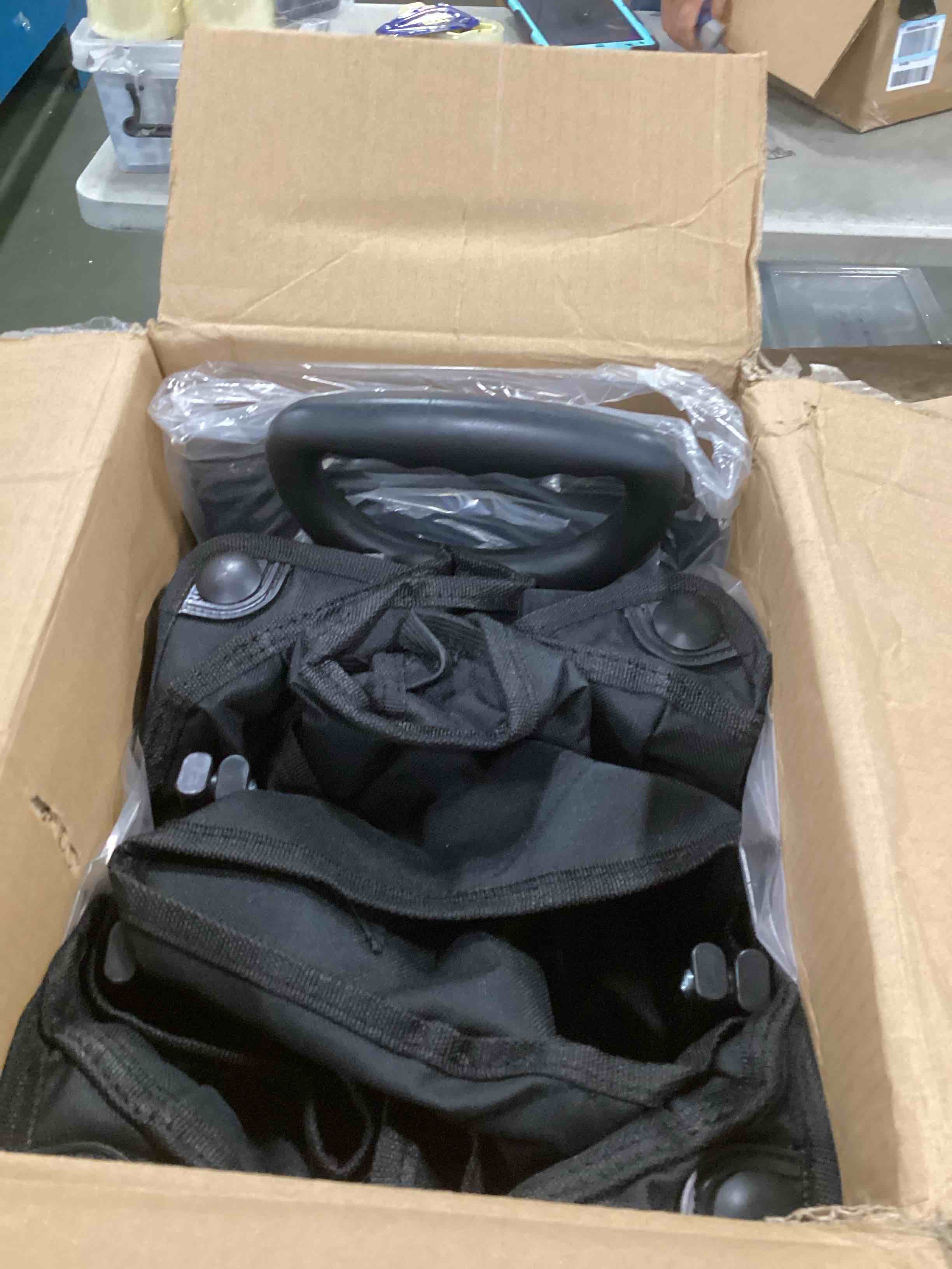 https://s3.amazonaws.com/lotting-images-prod/bidfta/BLU6697999_1722602775120.jpeg