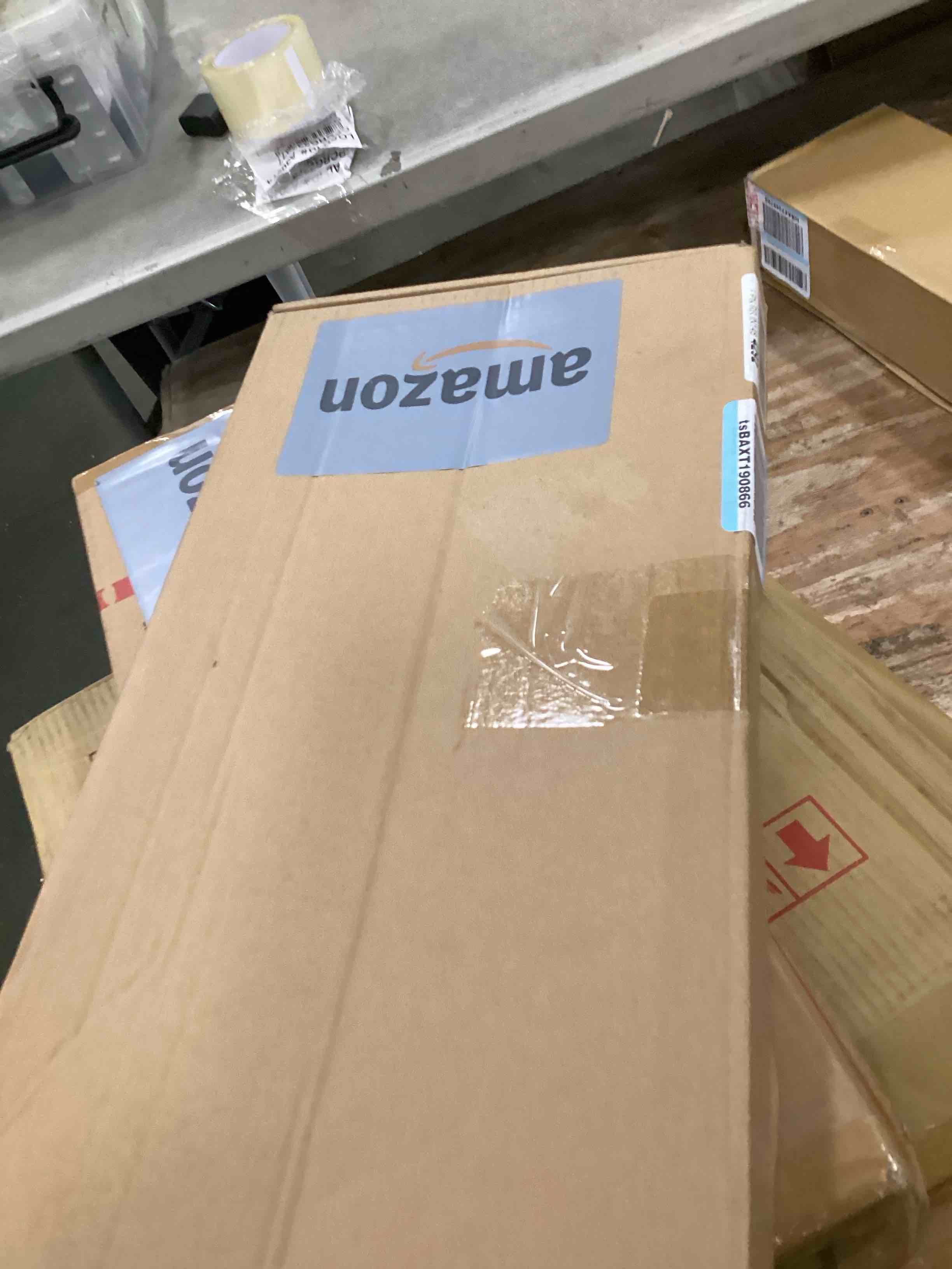 https://s3.amazonaws.com/lotting-images-prod/bidfta/BLU6698074_1722615545878.jpeg